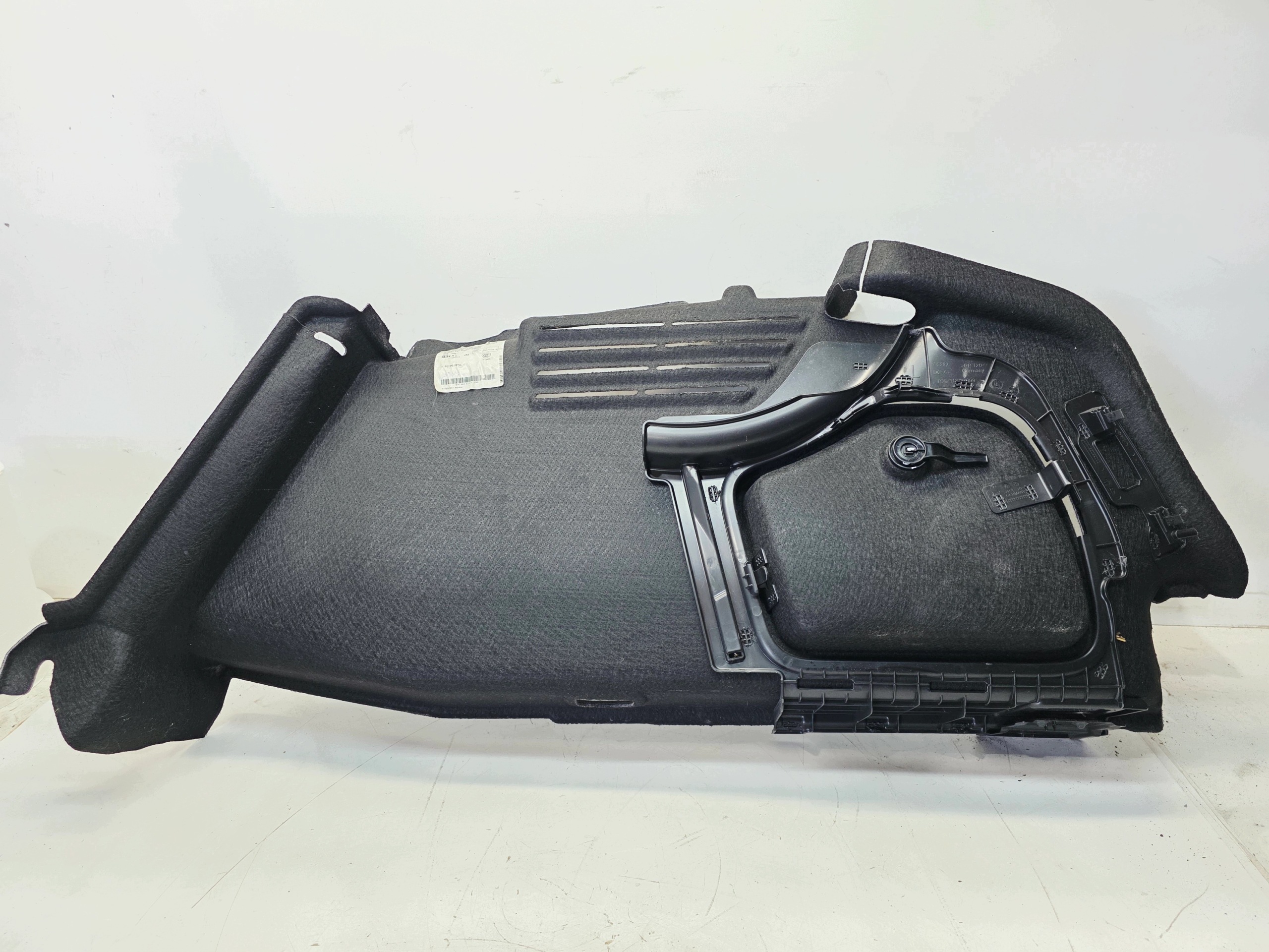 boot upholstery left rear part AUDI A4 B9 sedan 8W5863879S CA9