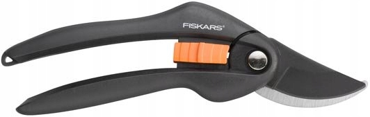 Sekáč Fiskars ručný záhradný Orgodové náradie na konáre P26 1000567