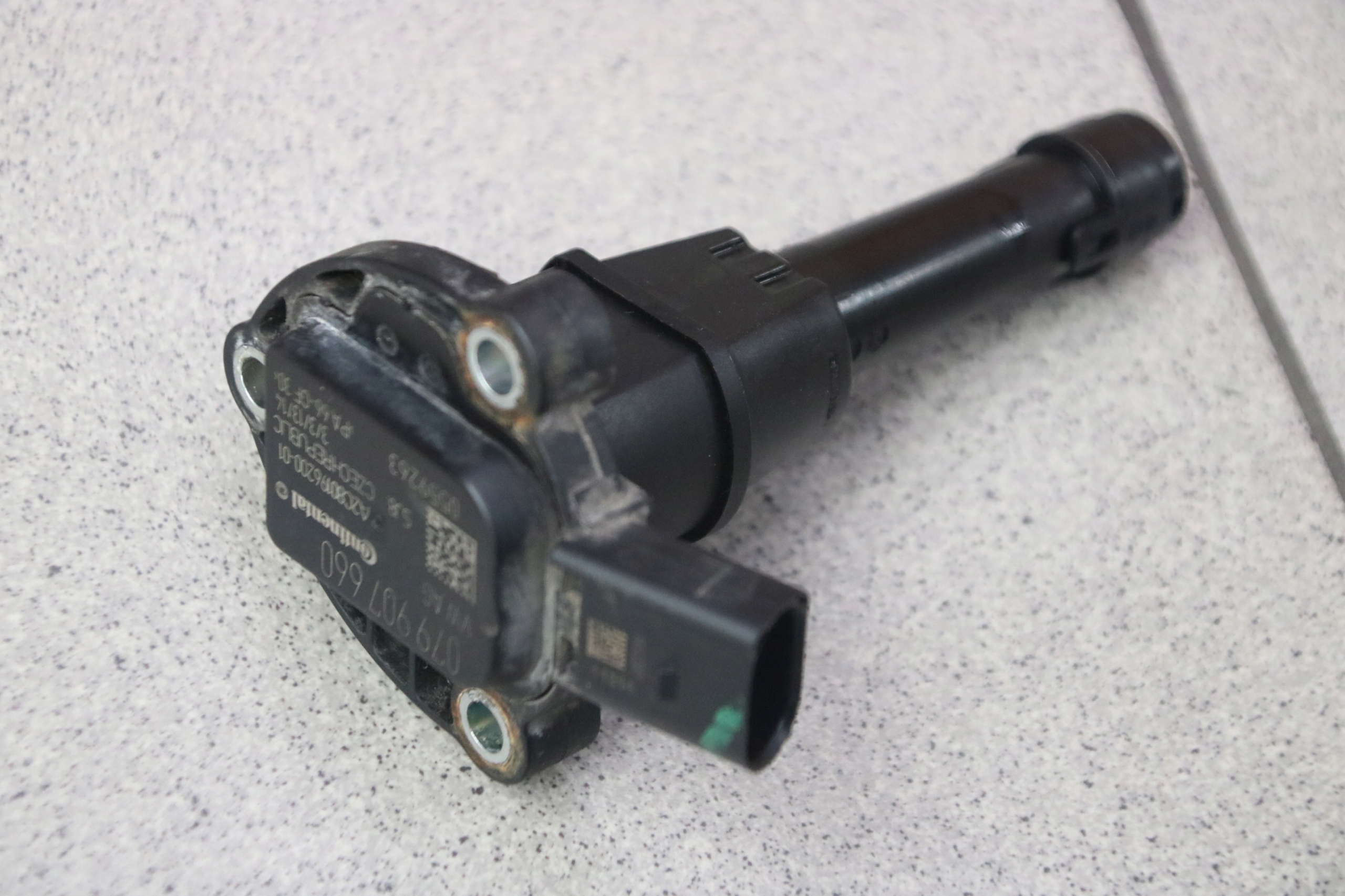 AUDI A6 C7 A8 D4 sensore livello olio 079907660