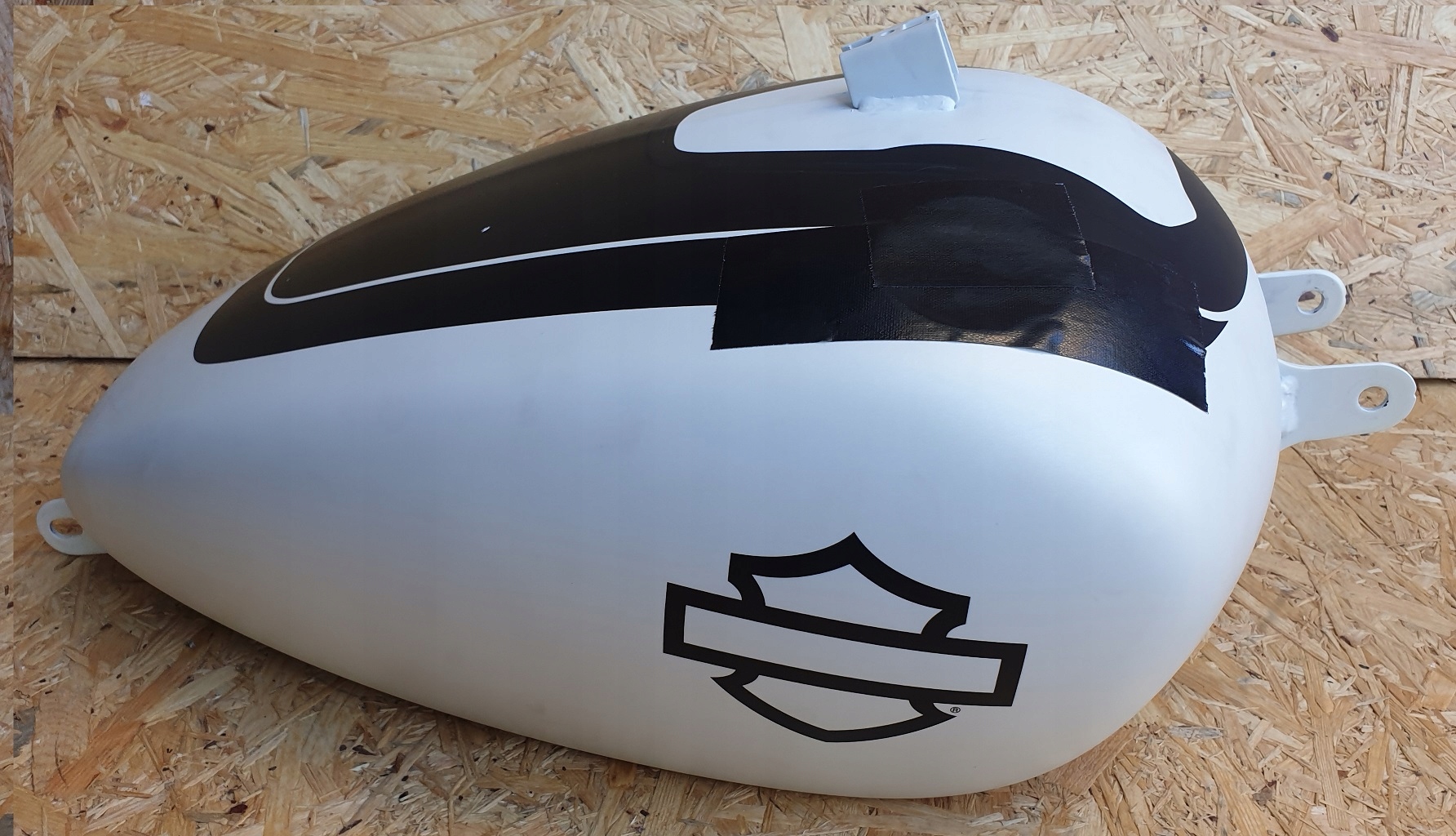 61000675 - ПЕРЕДНИЙ БАК HARLEY DAVIDSON FAT BOB 114 FXFB