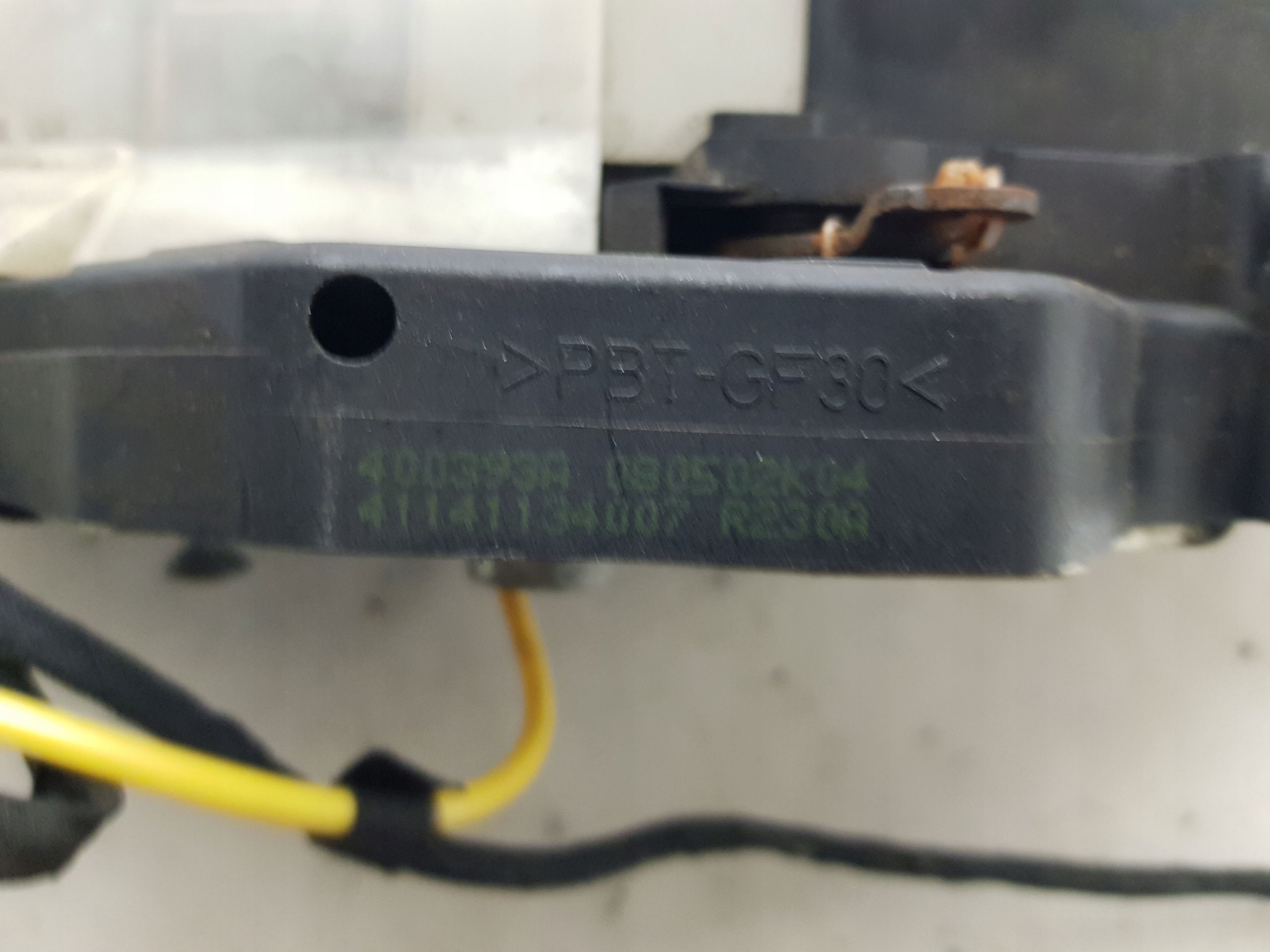 MERCEDES SL W230 R230 lock door right front KEYLESS GO