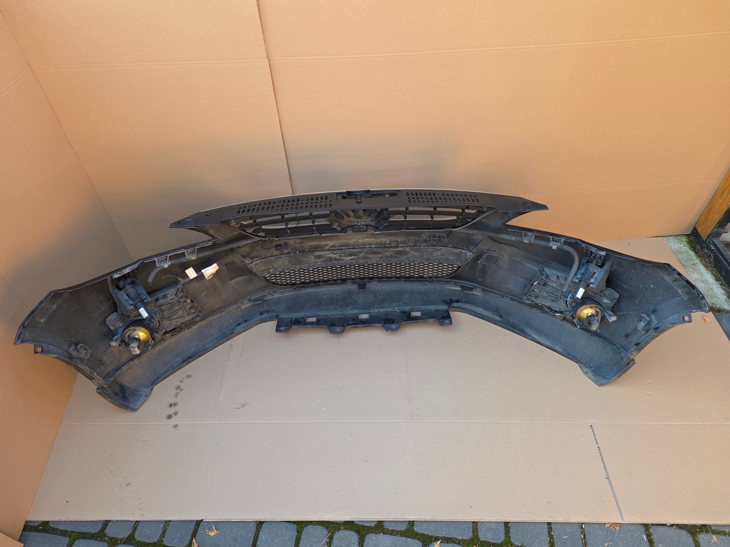VW Tiguan and bumper front front 6 PDC xenon washers ksenon sensors