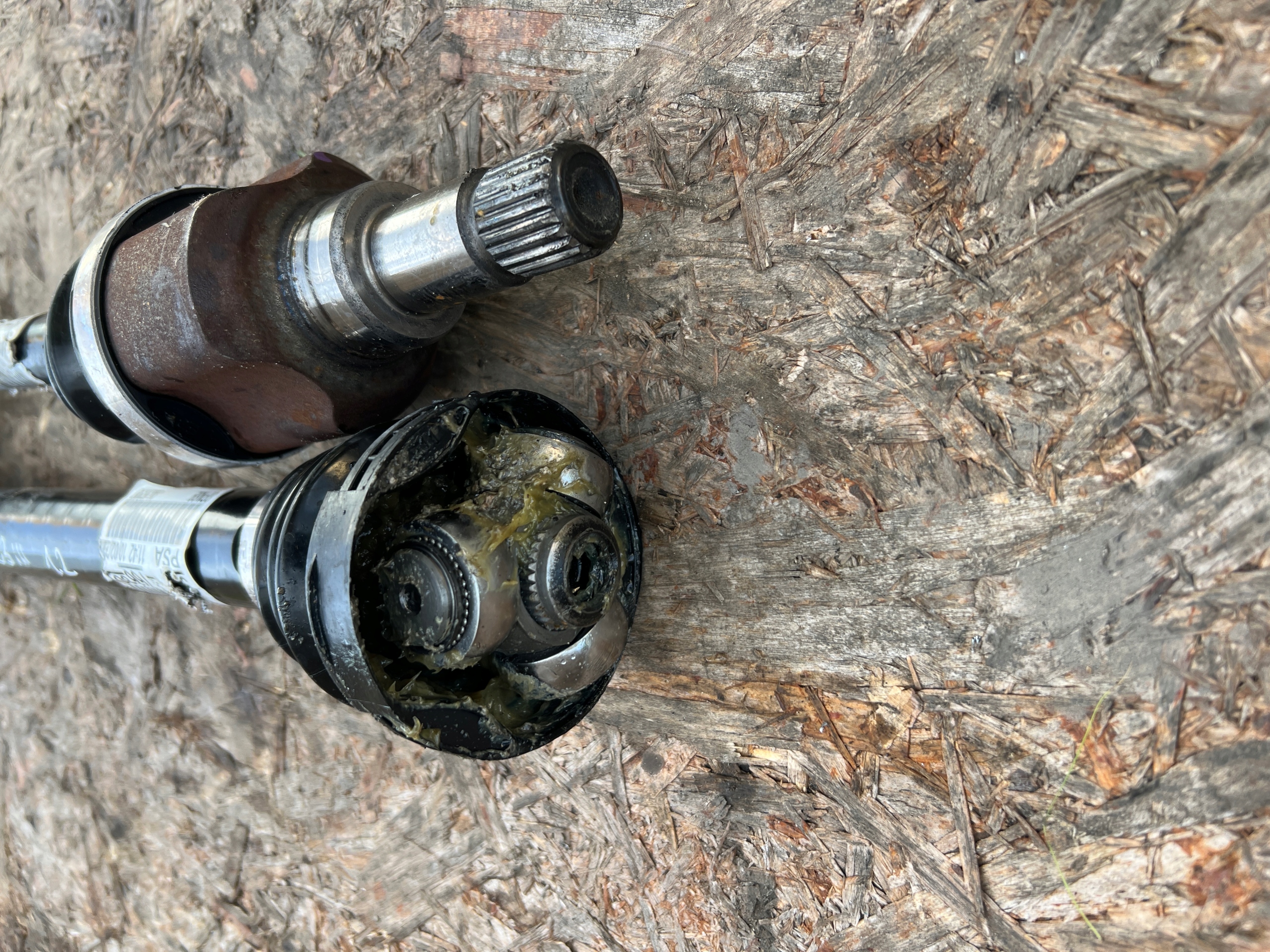 semi-axis left CITROEN C3 III 9677476580