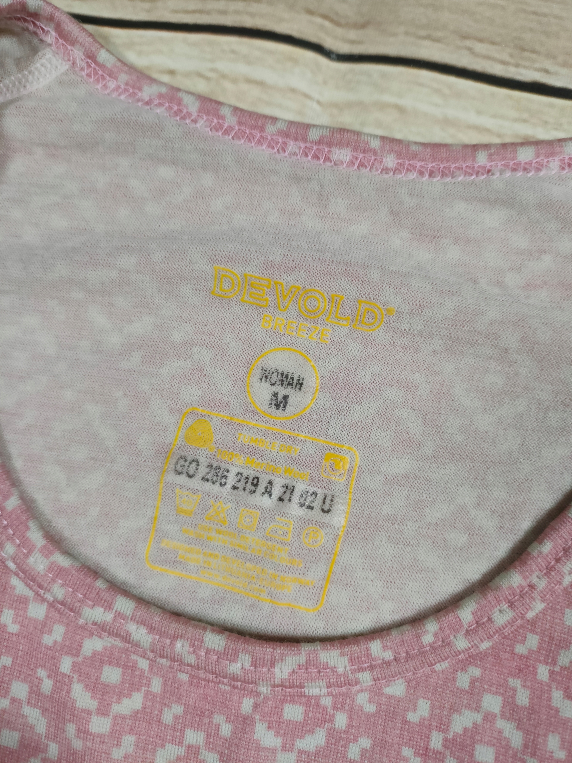 DEVOLD Breeze Koszulka Damska 100 % Wełna Merino Wzór r. M Płeć kobieta