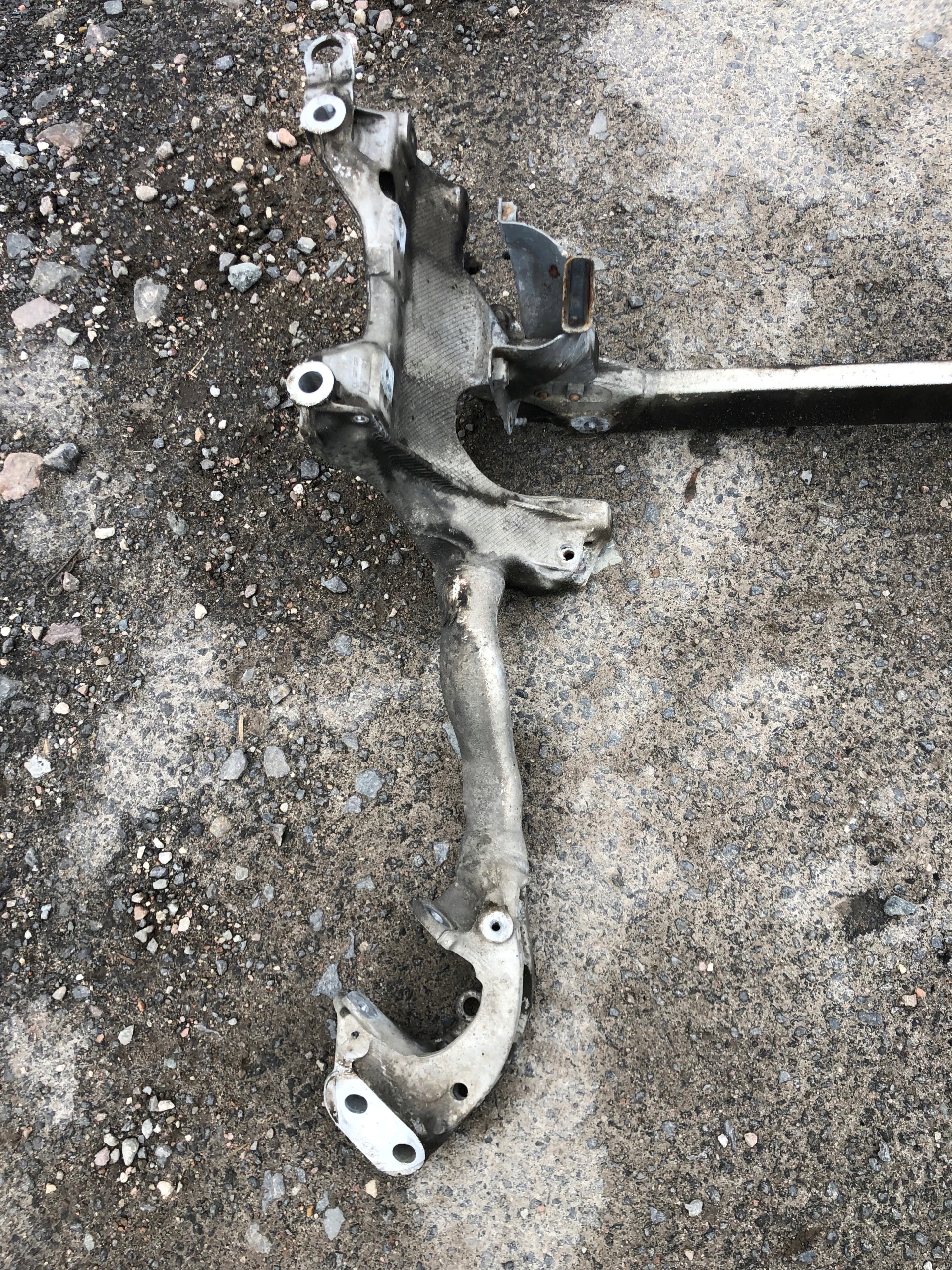 subframe axle beam AUDI A4 B8 A5 8T0399315H