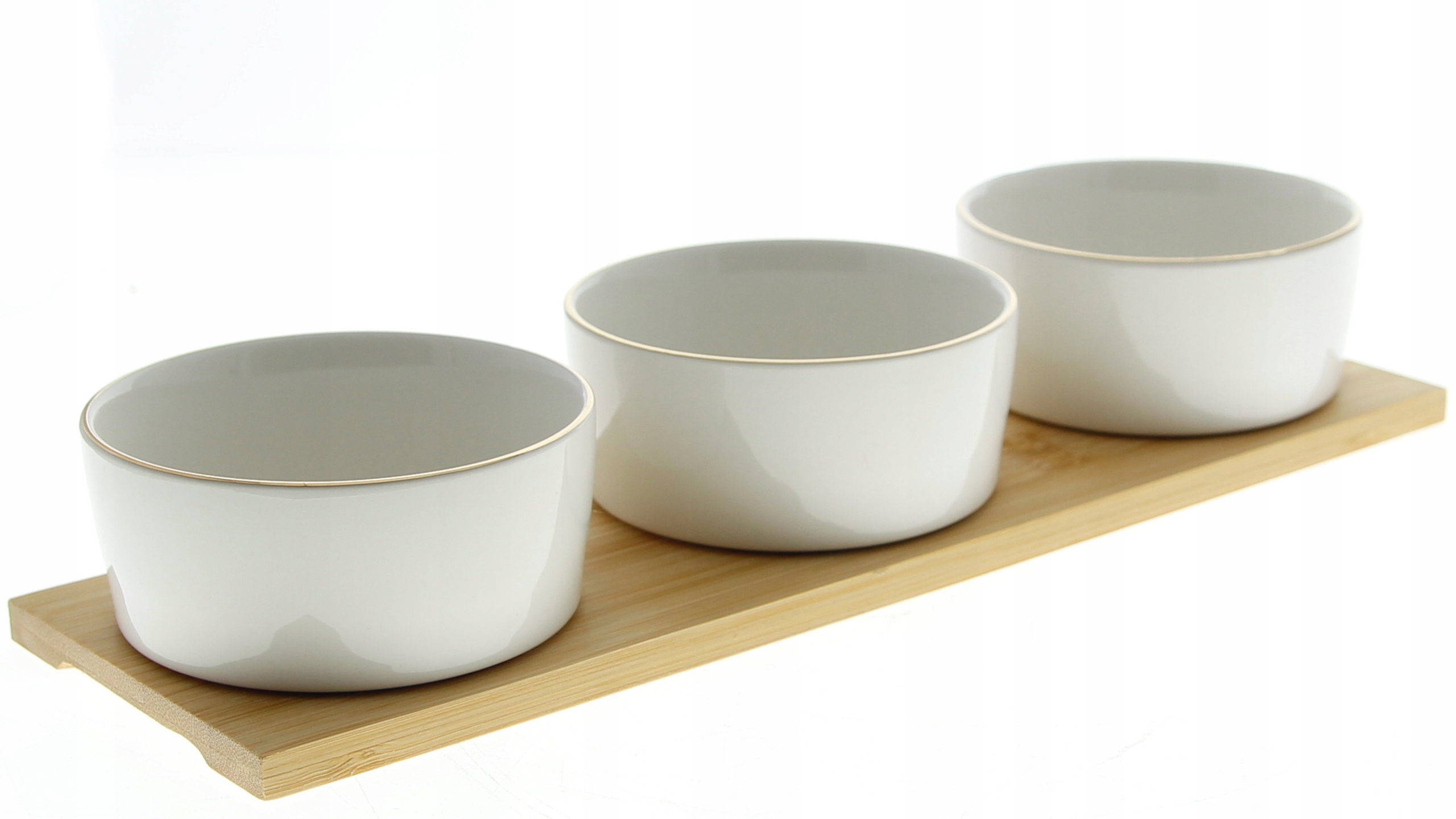 PORCELANOWE 3 MISECZKI NA DESCE BAMBUSOWEJ Rodzaj dipówka