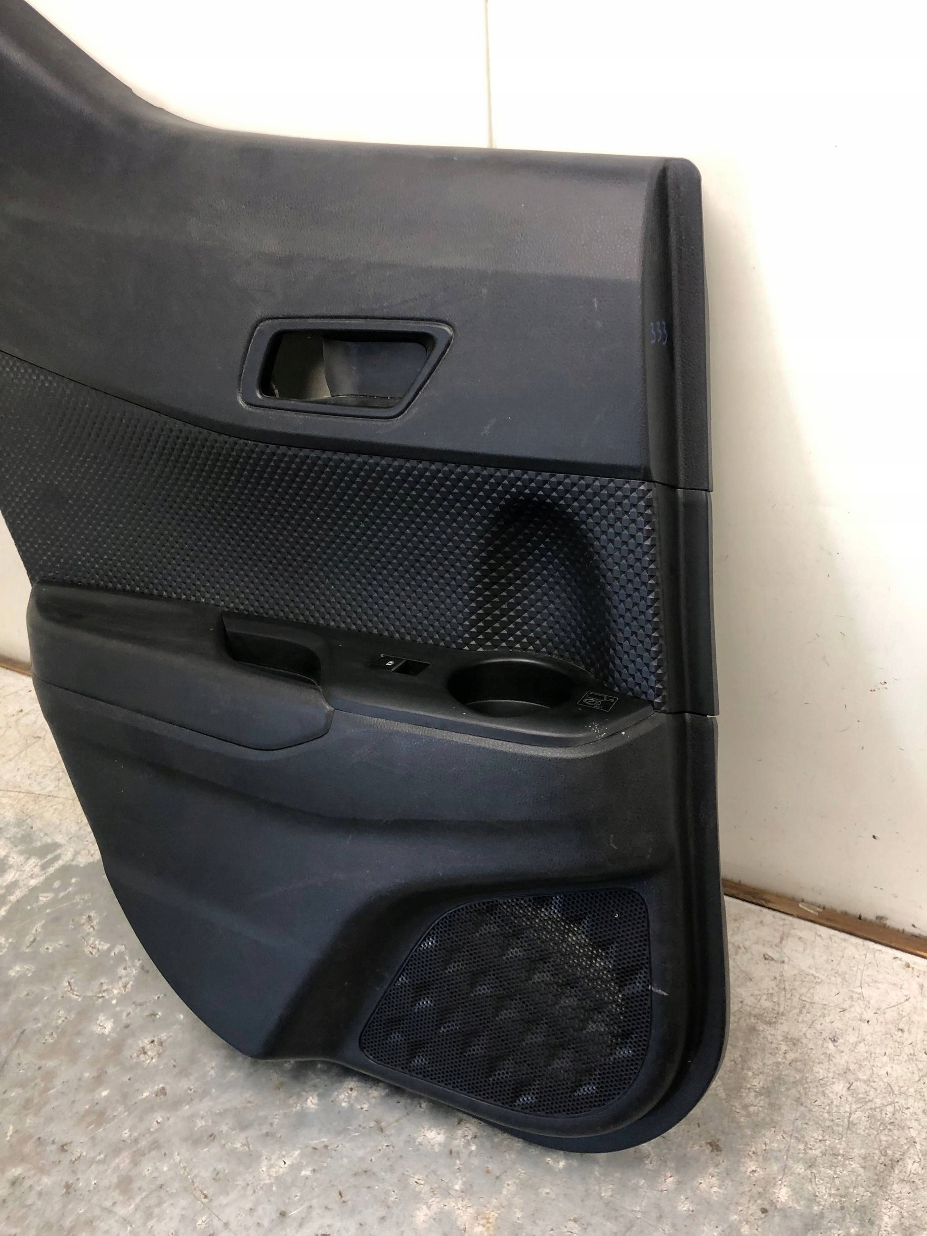 side door left rear part TOYOTA CH-R 67634-X1B00