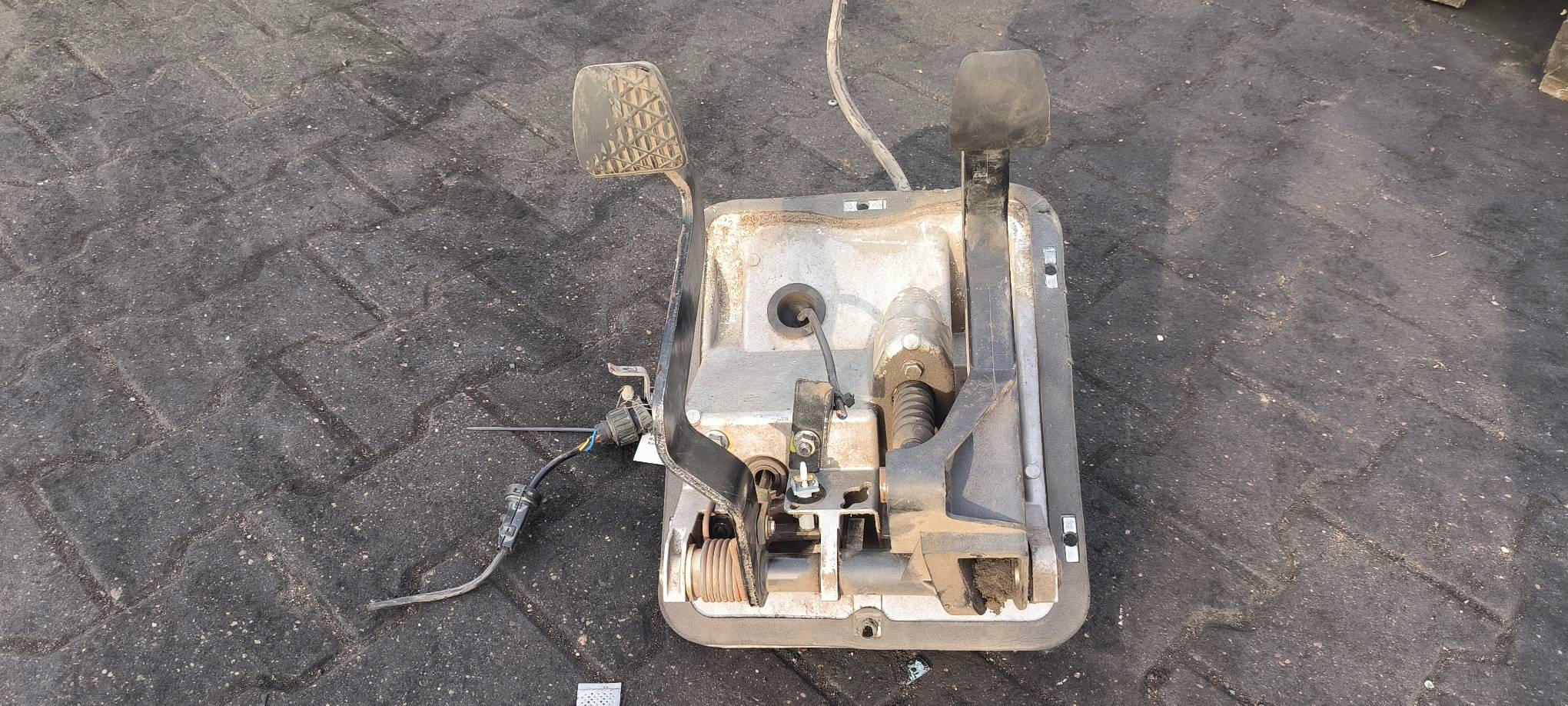 Sensor luft A9702940001 MERCEDES - BENZ ATEGO 2528L