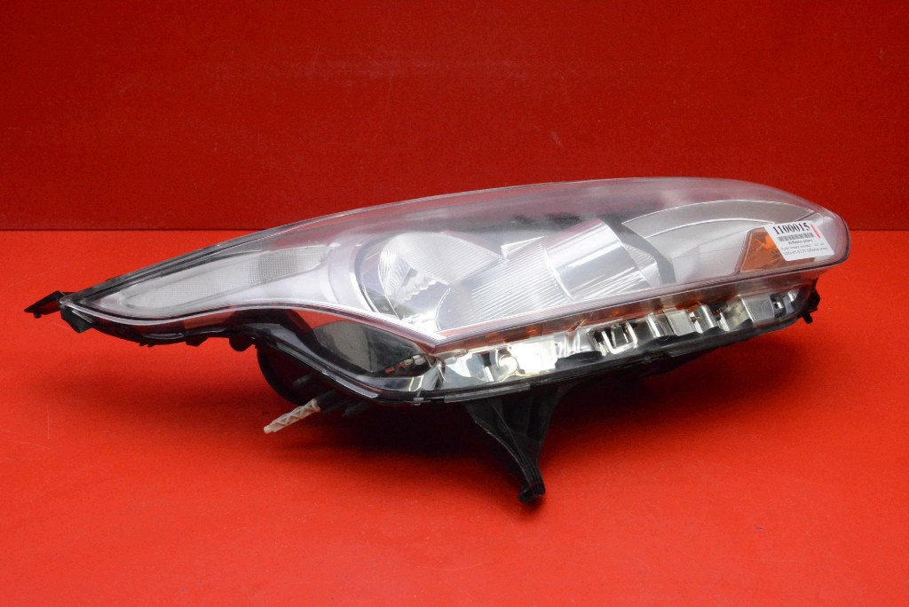 REFLEKTOR right light front EU DT11-13W029AC FORD TRANSIT CONNECT MK2 13-20