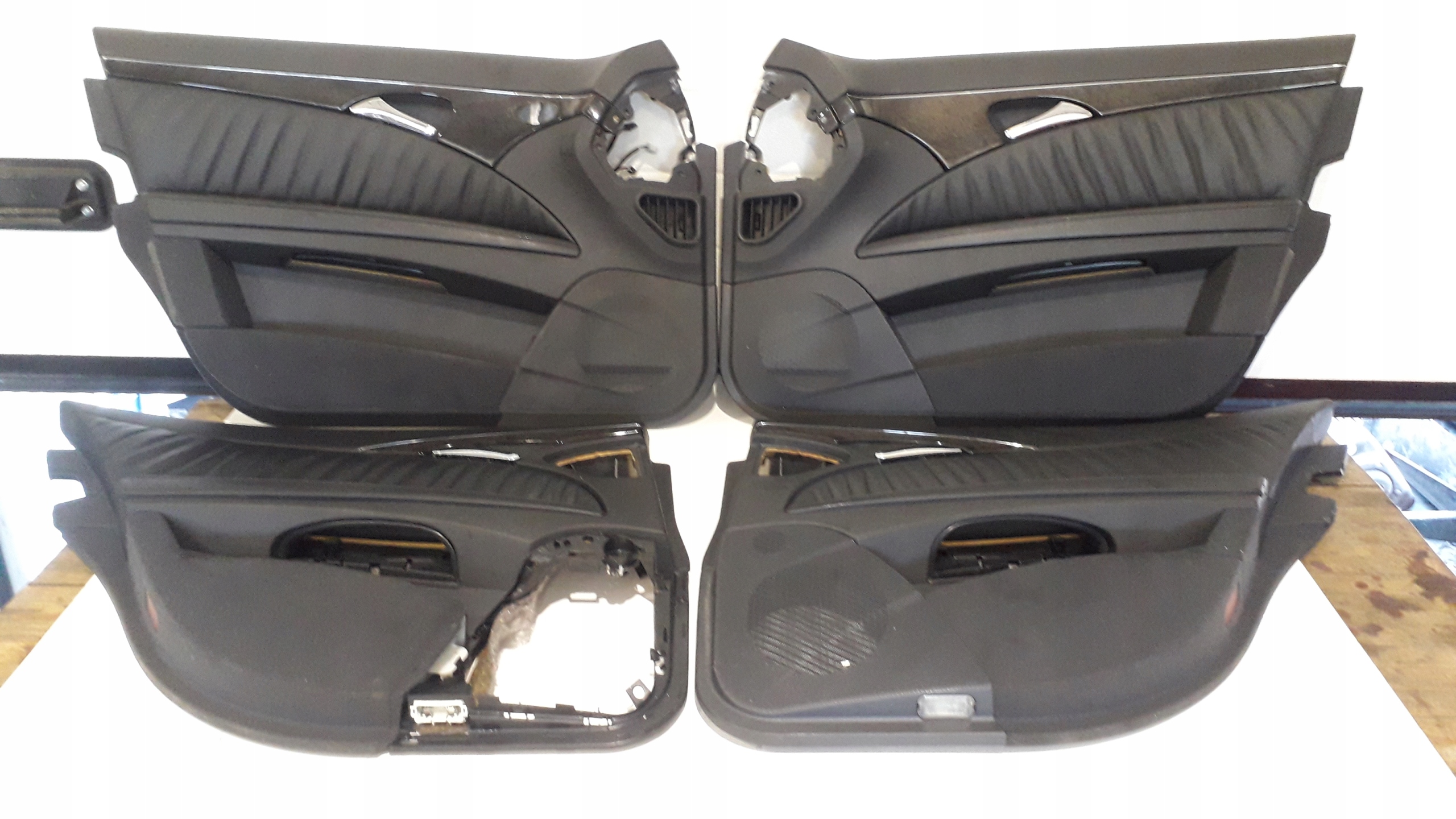 MERCEDES E W211 upholstery side door leather A211