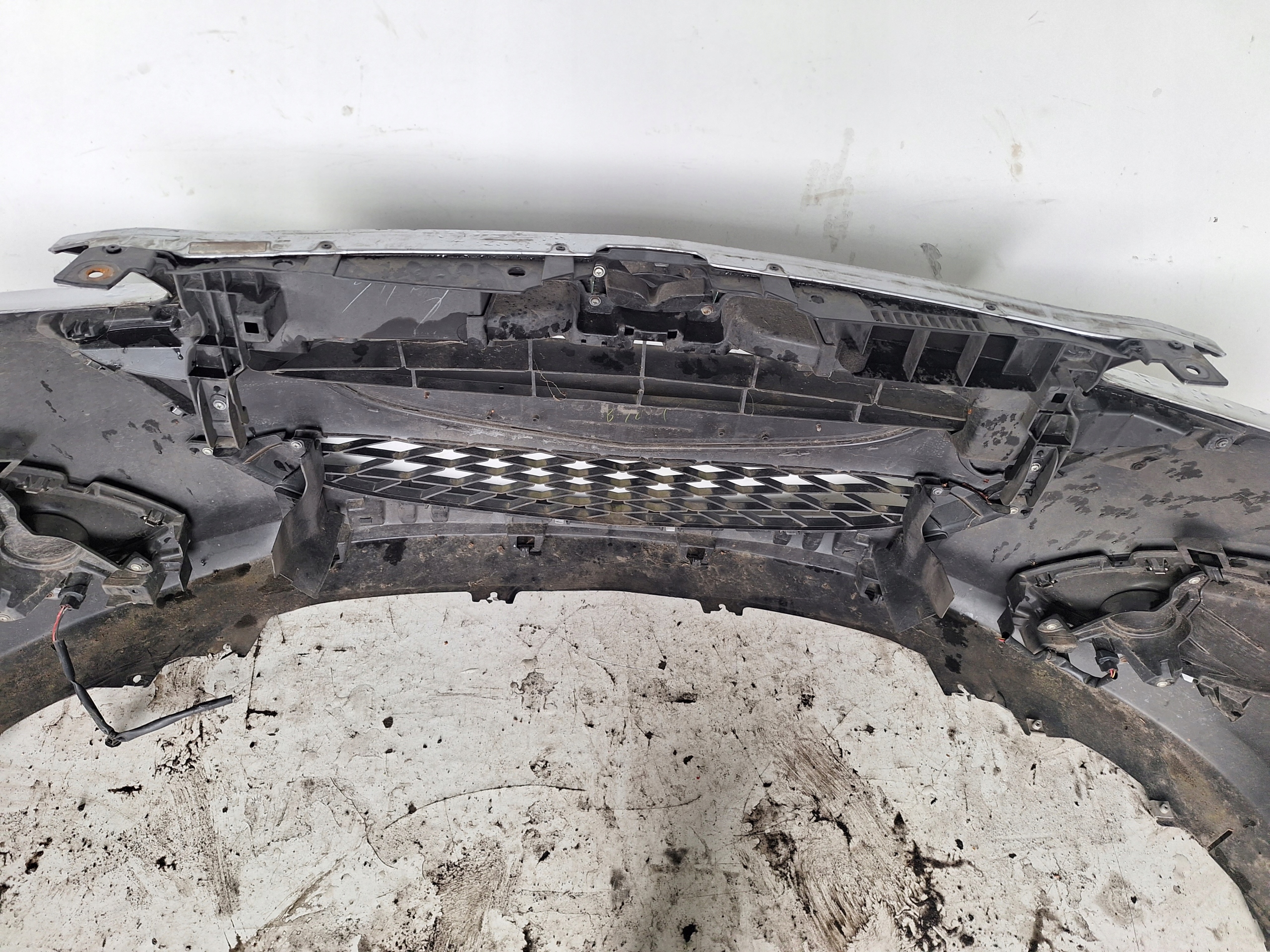 MAZDA 5 II CW 10-15 bumper