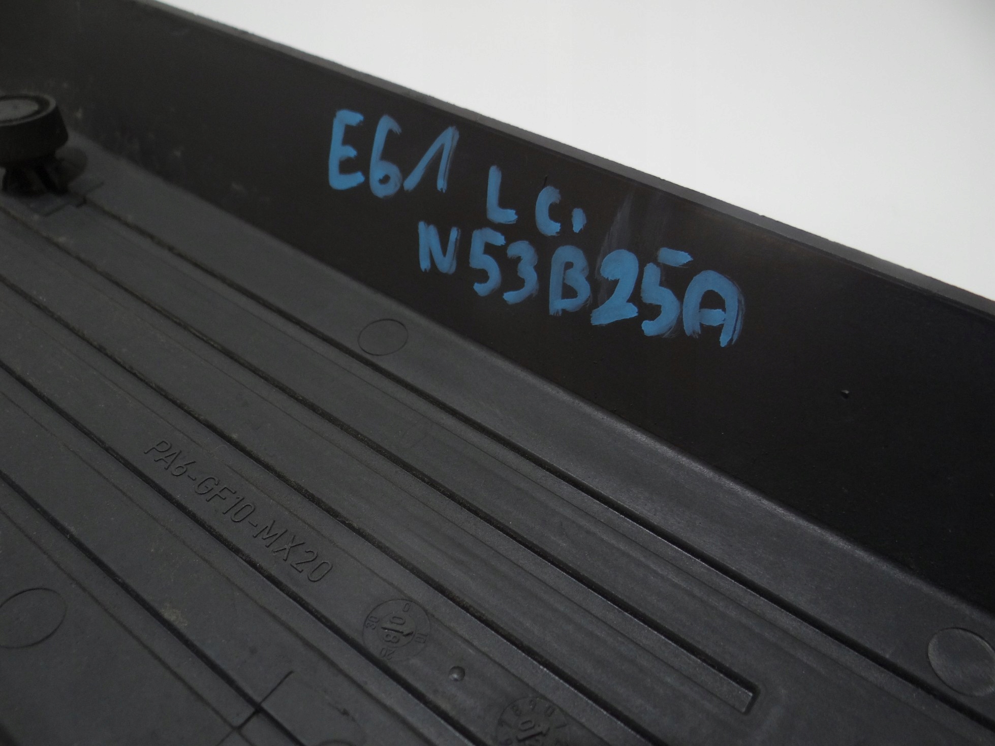 cover cover header pipe of the engine BMW E60 E61 LCI N53B25A