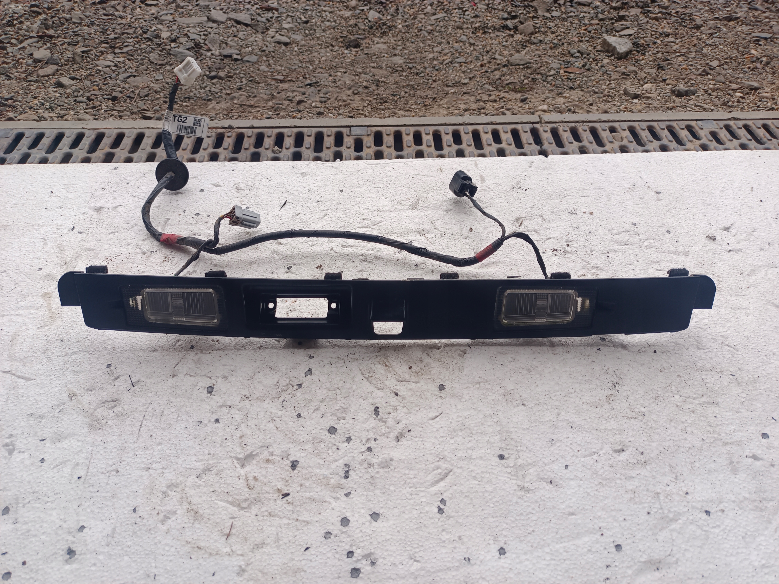 87312-A2250 - БЛЕНДА ПОД КАМЕРУ ЛАМПА ЛЮК ЗАДНИЙ KIA CEED II