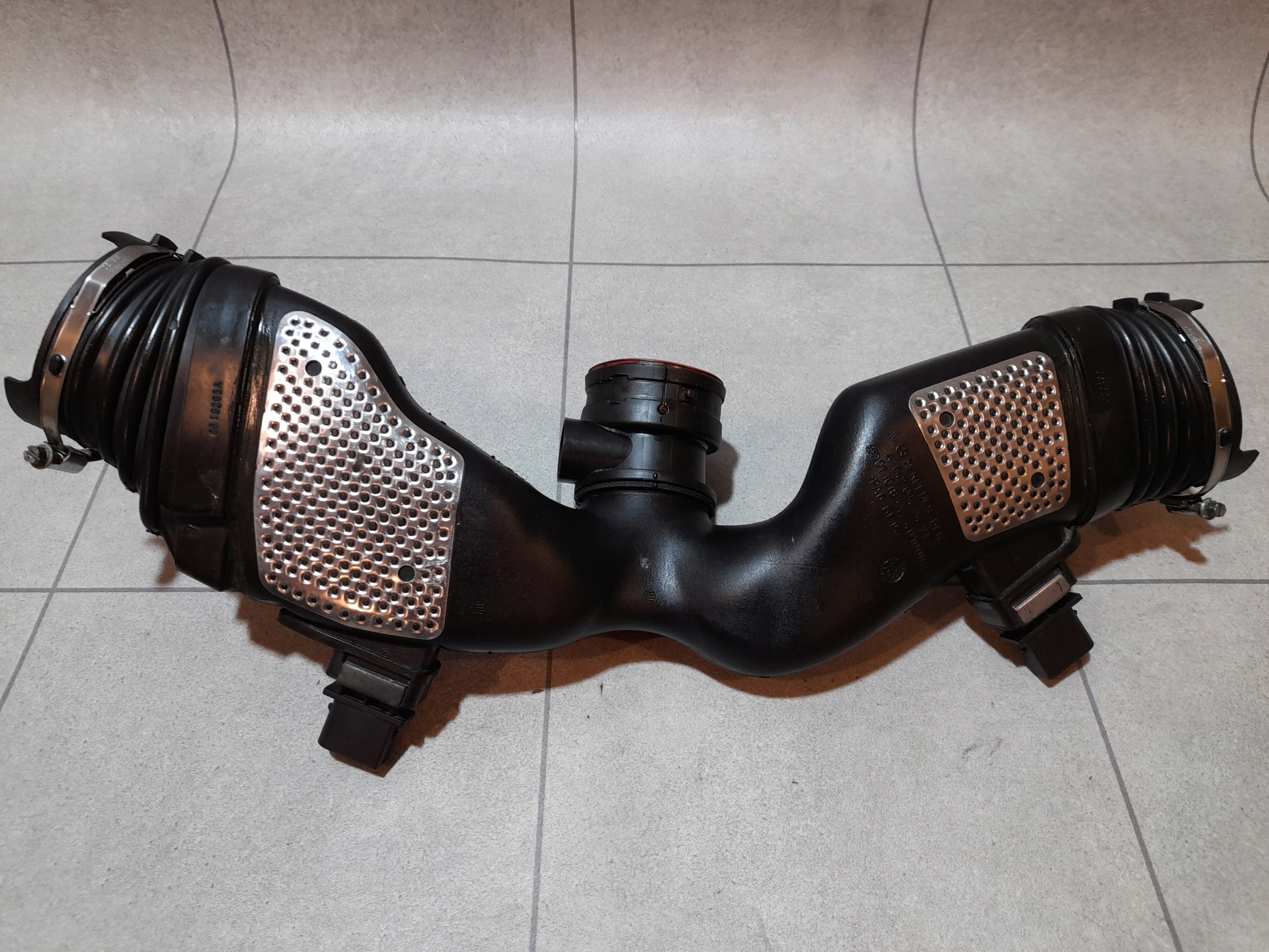 A6420943497 W221 - MERCEDES 3.0 CDI ВПУСКНИЙ ТУРБО ОРИГІНАЛЬНИЙ ІДЕАЛЬНИЙ СТАН