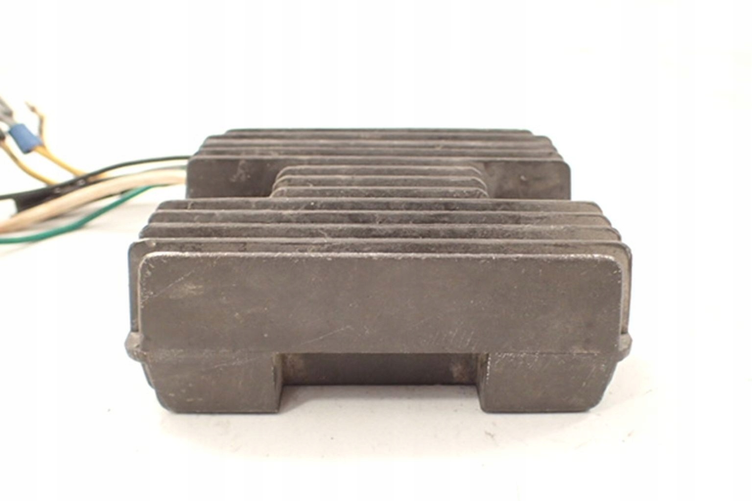 Aprilia ETV 1000 Caponord 01-07 Regulator napięcia Stan opakowania brak opakowania