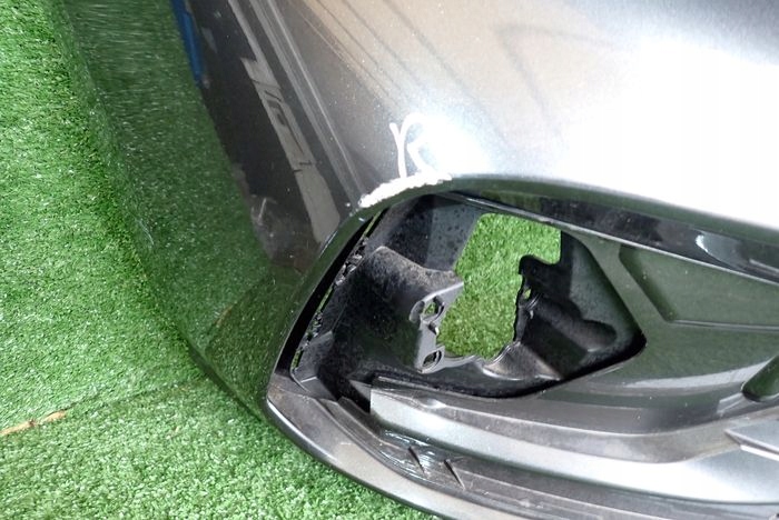 FORD FOCUS MK4 IV 18- Frontstoßstange vorne