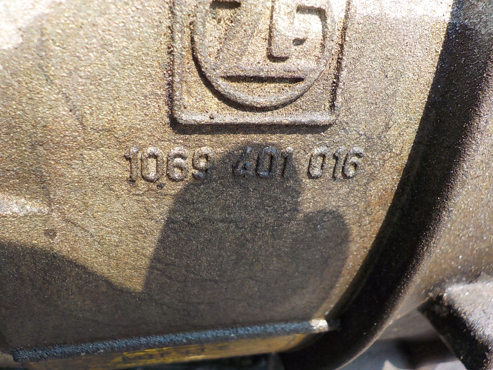 BMW X3 (E83) Getriebe 1069401016 7526278-07
