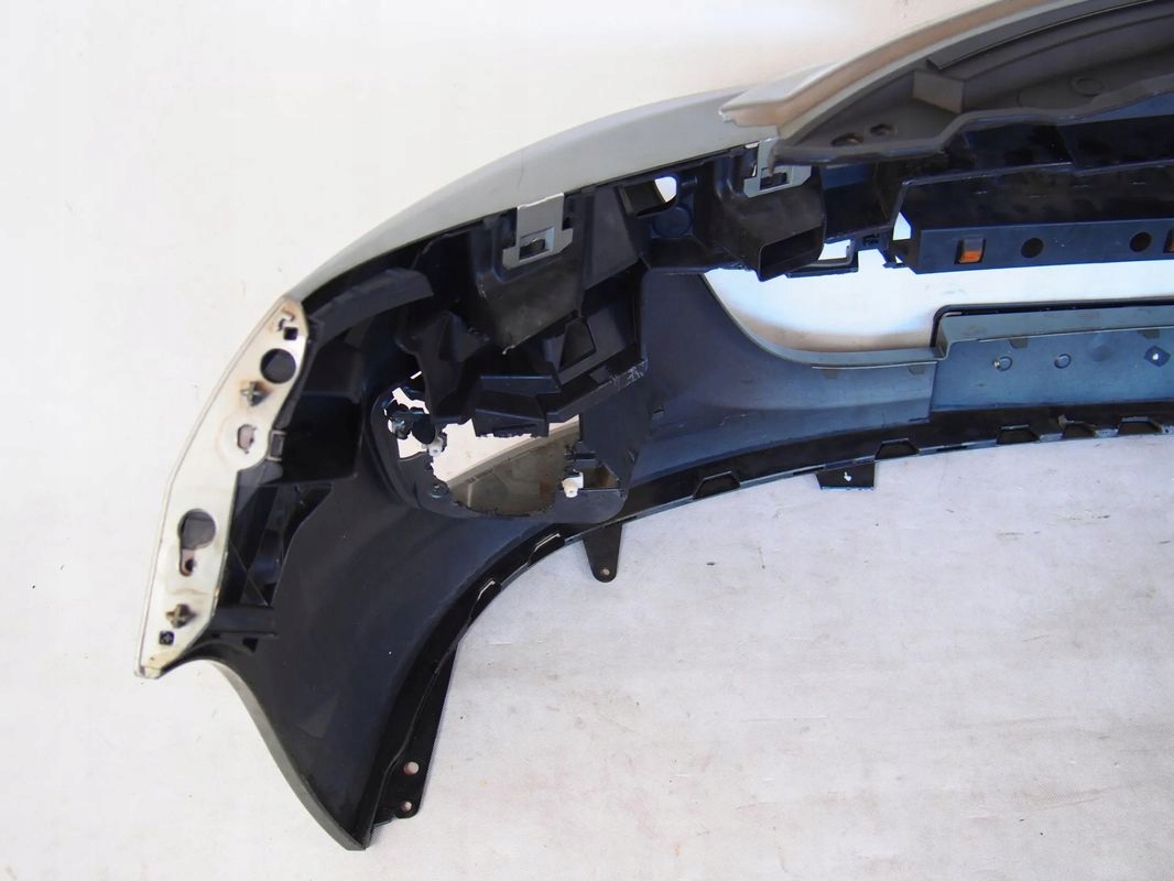 Peugeot 207 09r bumper front front 2009 04.23