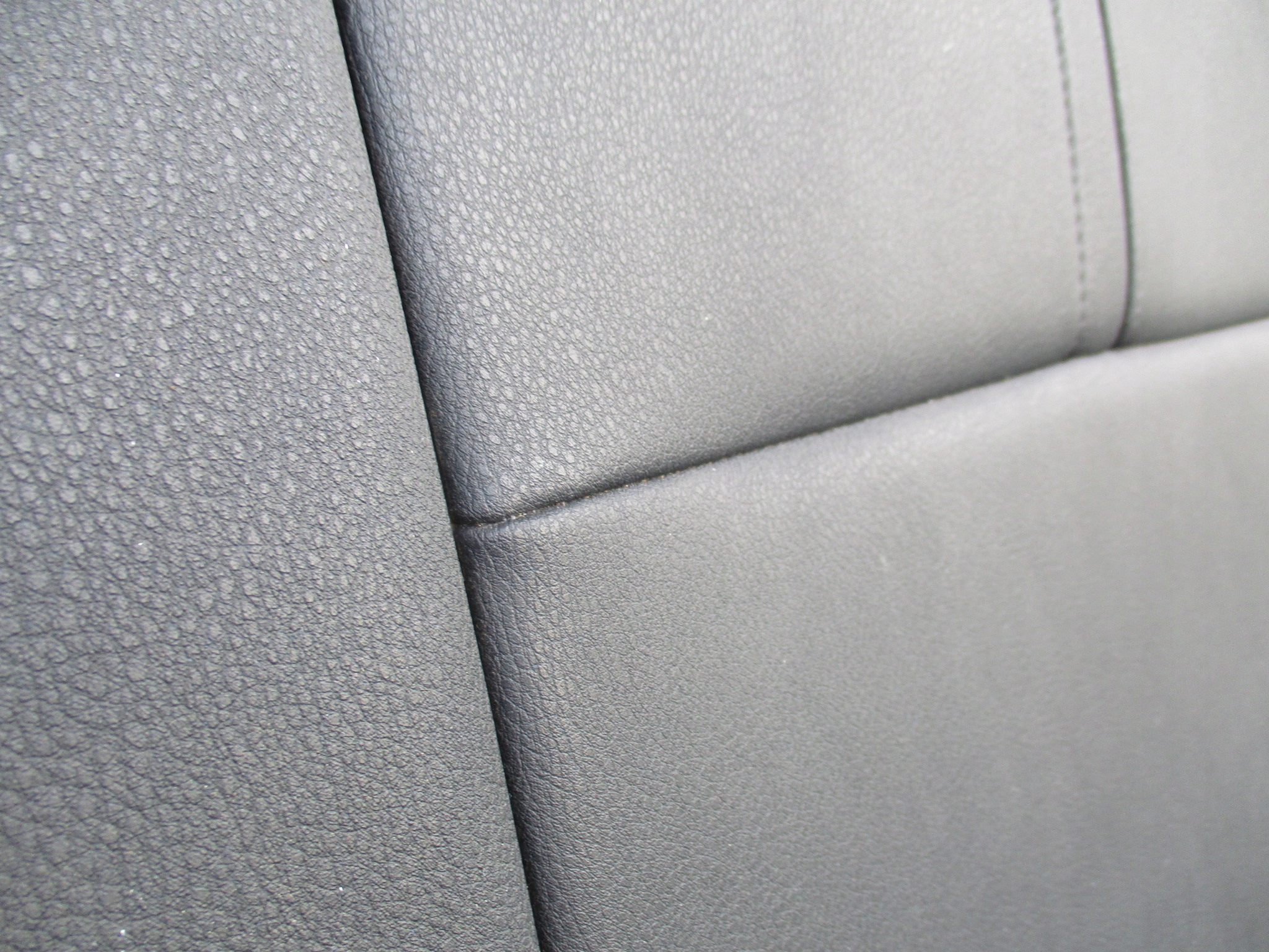 BMW X3 e83 диван задний Подголовники кожа