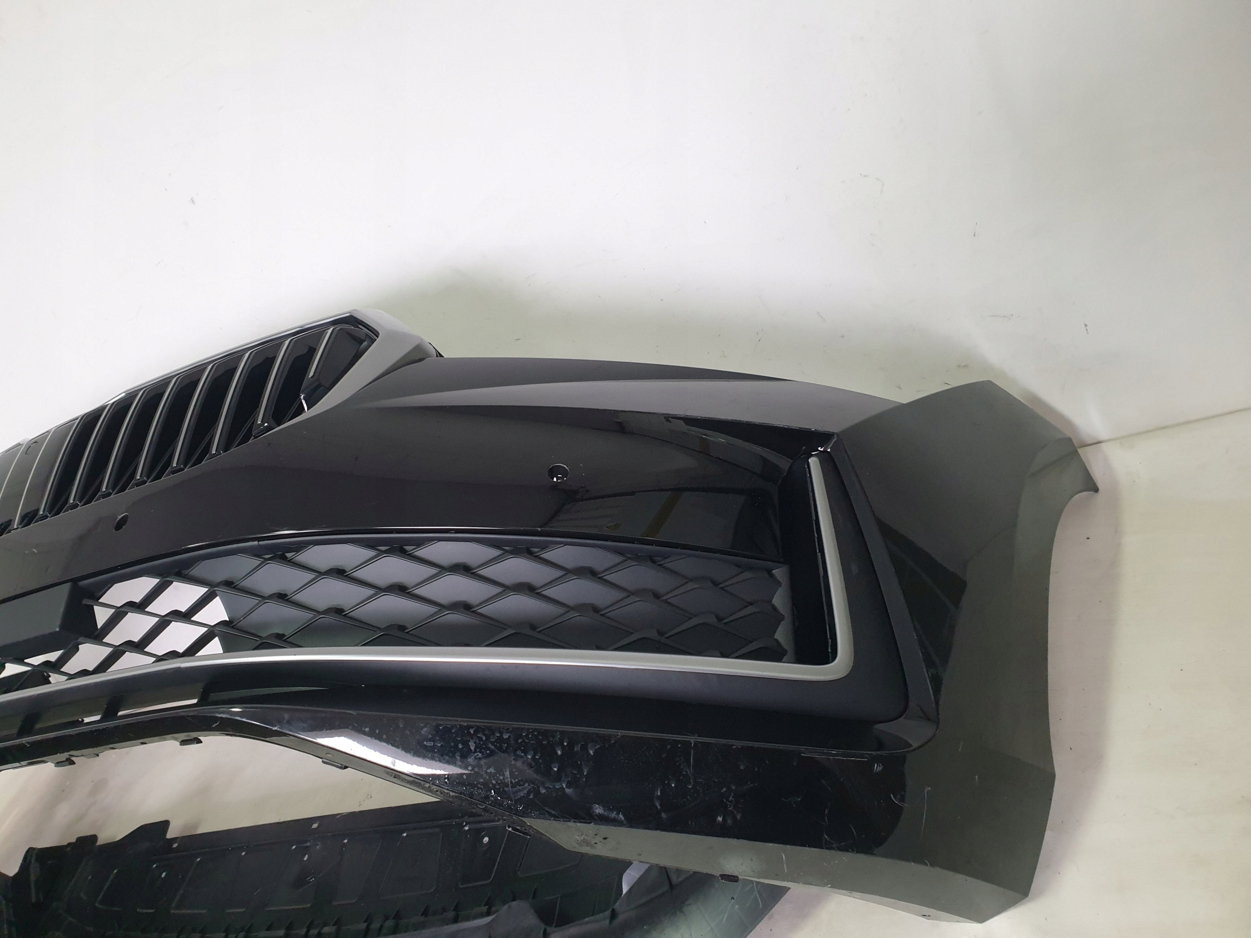 SKODA SUPERB IV 3P0 23-> bumper front front 4 x PDC cover 3P0807221