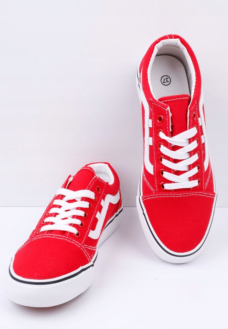 TRAMPKI MŁODŻIEZOWE TENISÓWKI DZIECIĘCE PŁASKIE Kod producenta B70-16 s37