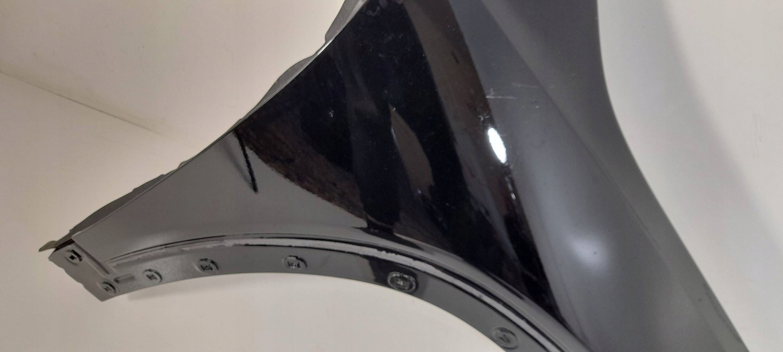 Mercedes-Benz GLB X247 fender front right (GB4)