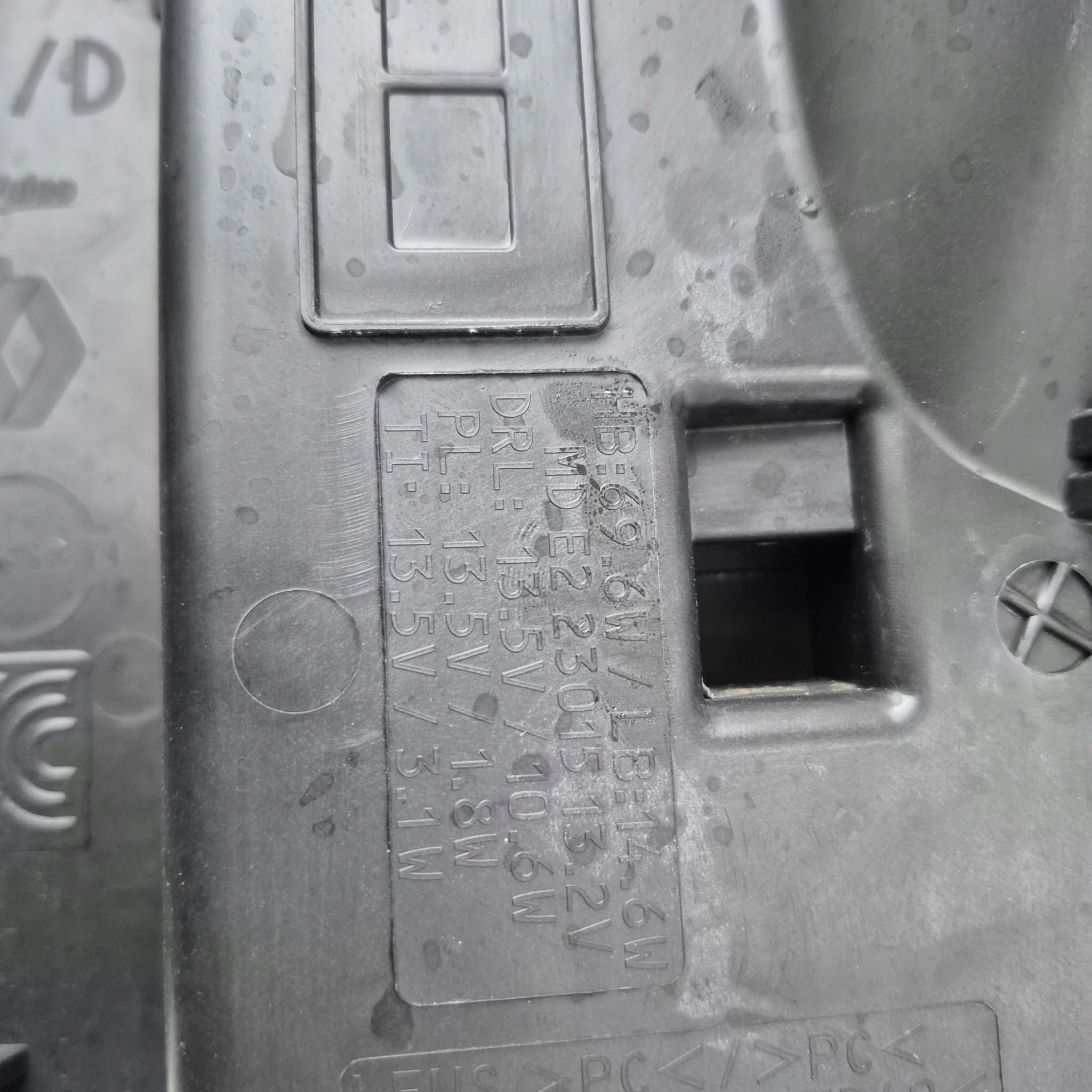 RENAULT MASTER IV 4 24- light right front front FULL LED 260106174R