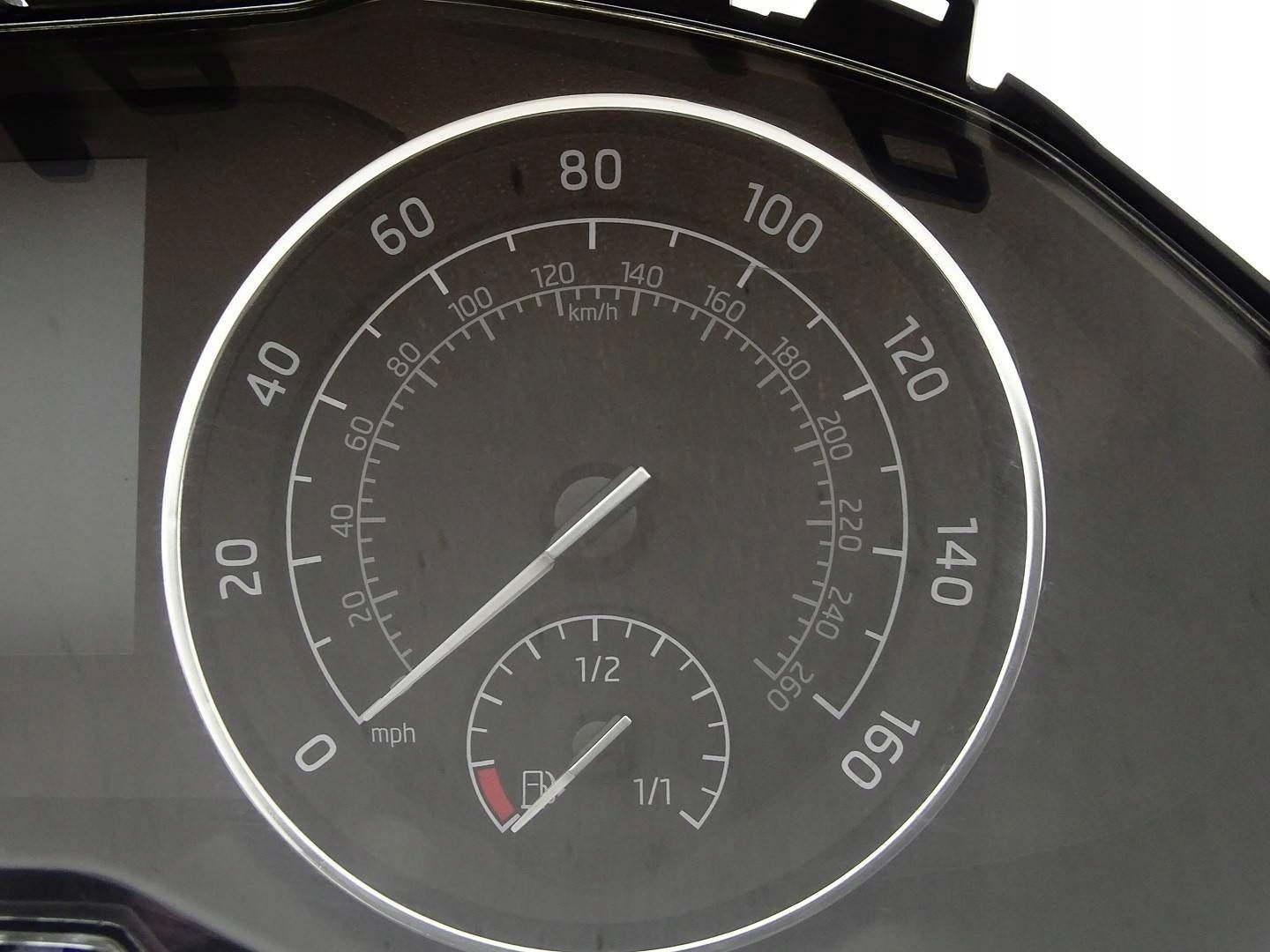 dials dials PREDKOSCIOMIERZ SKODA SUPERB III 2.0 TDI 3V0920941A