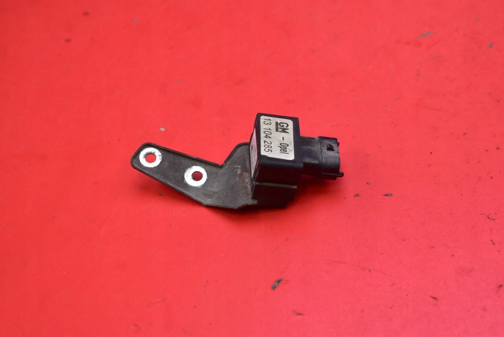 sensor springing IDS 13104285 OPEL ASTRA 3 III H 2.0 T 200 KM 5D HB