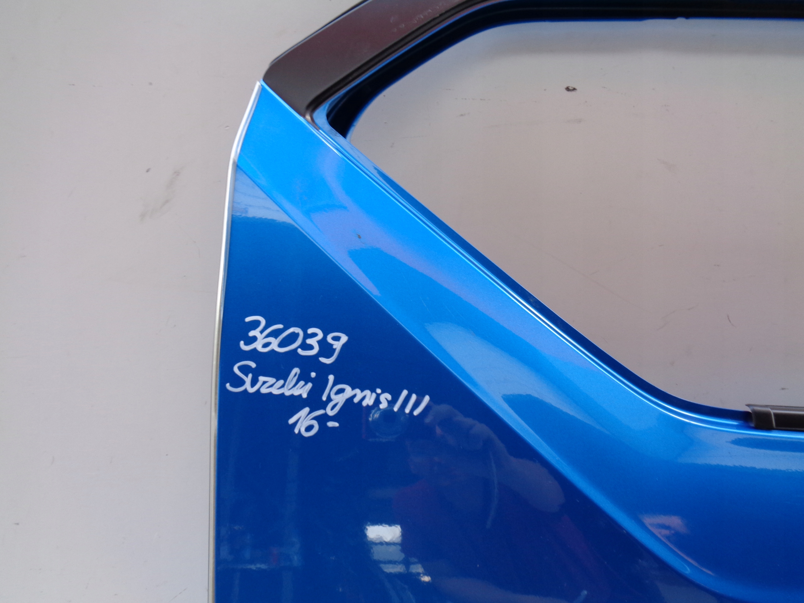 door right rear. SUZUKI IGNIS III 16- NR 36039
