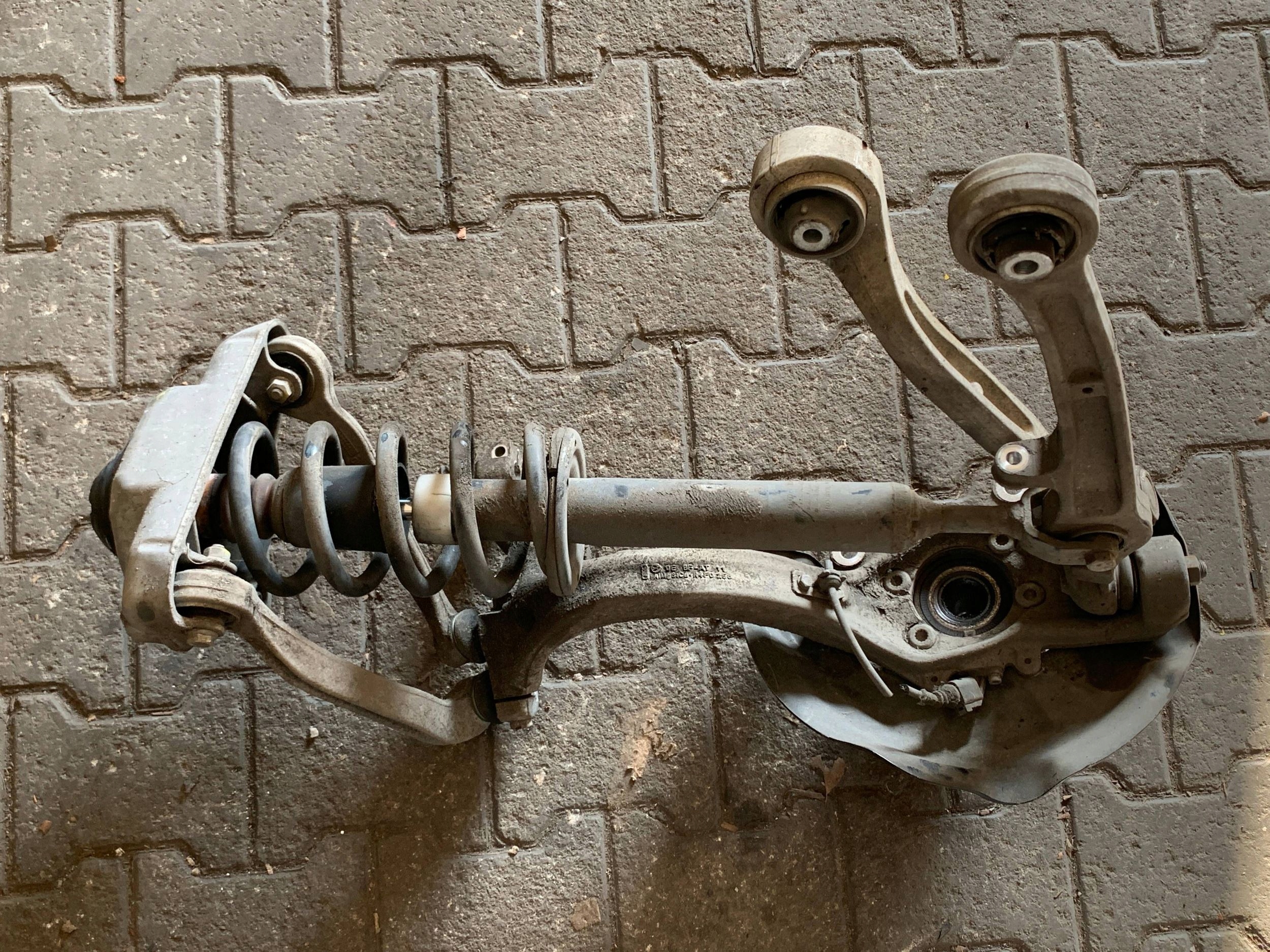 McPherson swing AUDI A6 C6 LIFT (2008-2011) 2.0 TDI AUTOMAT