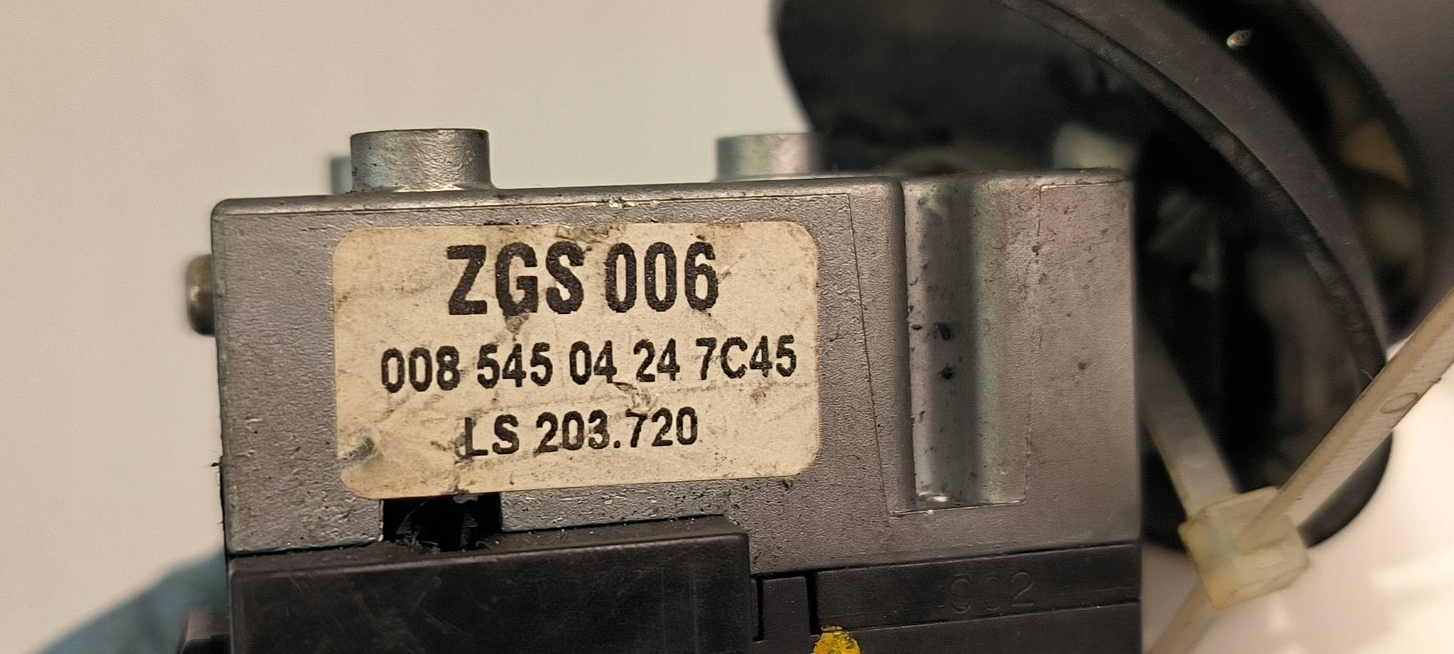 Schalter 00854504247C45 MERCEDES ATEGO 1523