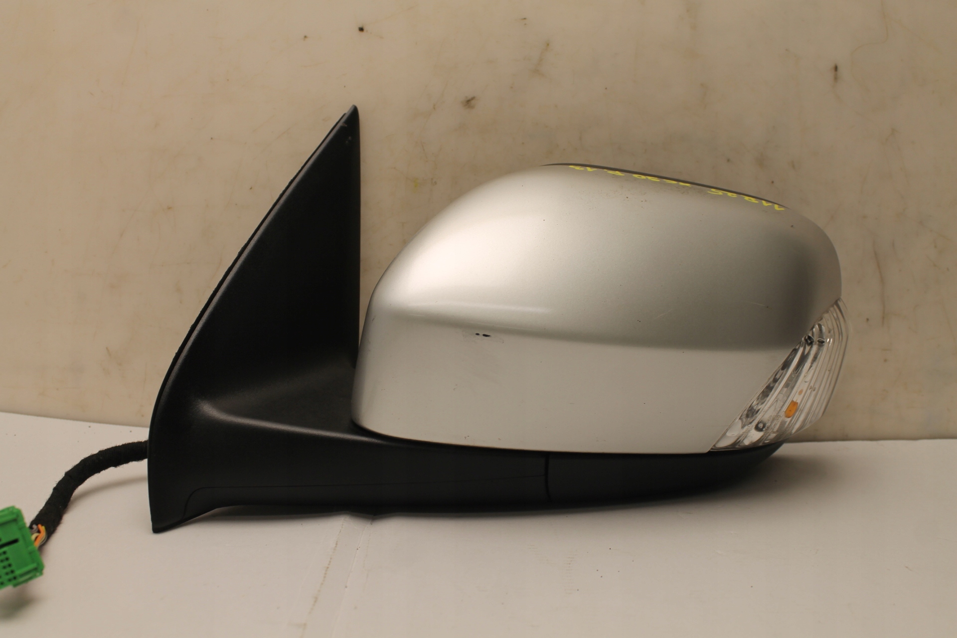 LUSTERKO LEWE VOLVO XC90 LIFT 2005R- 13 PIN 426