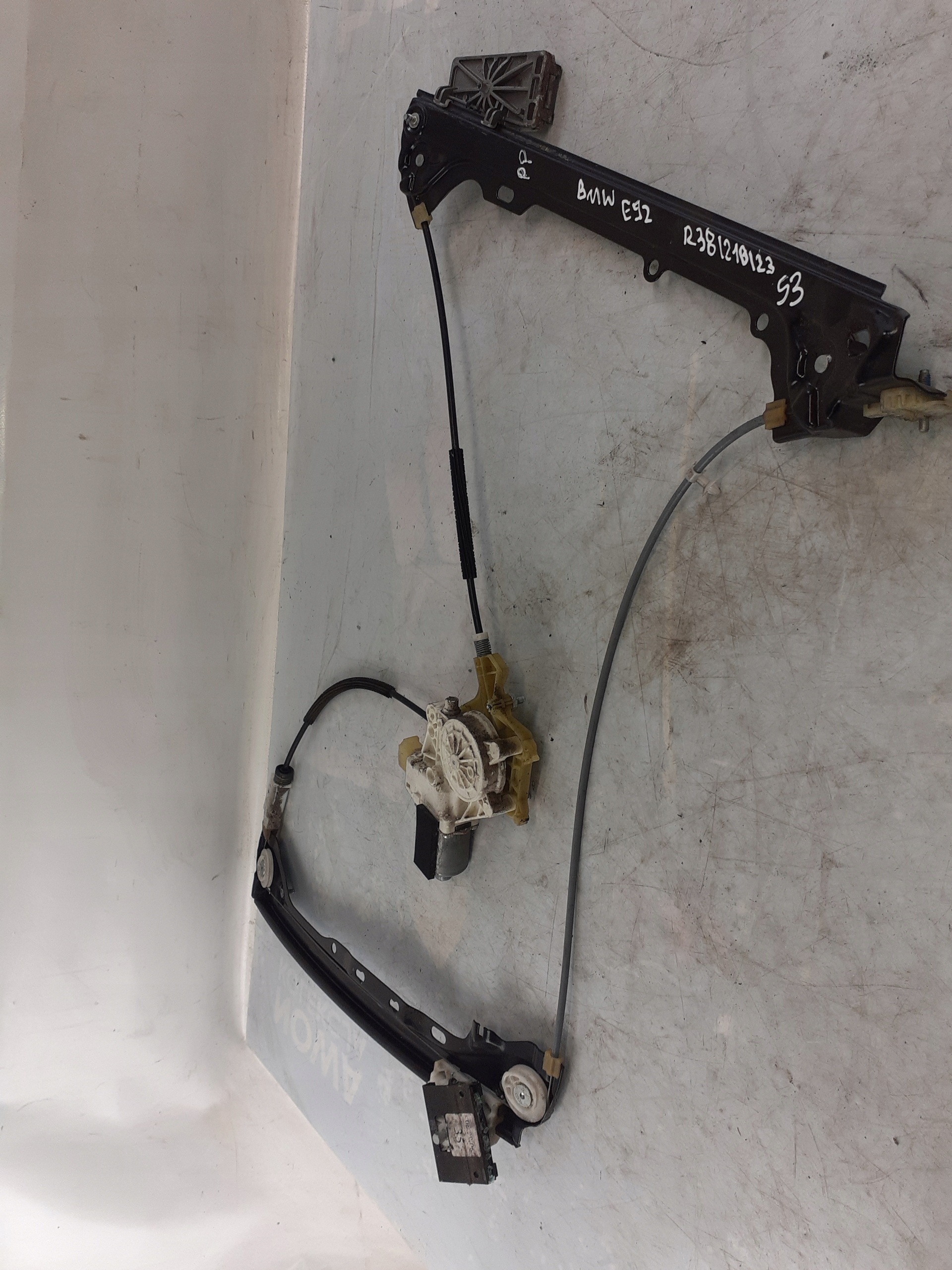 BMW E92 COUPE window regulator right front