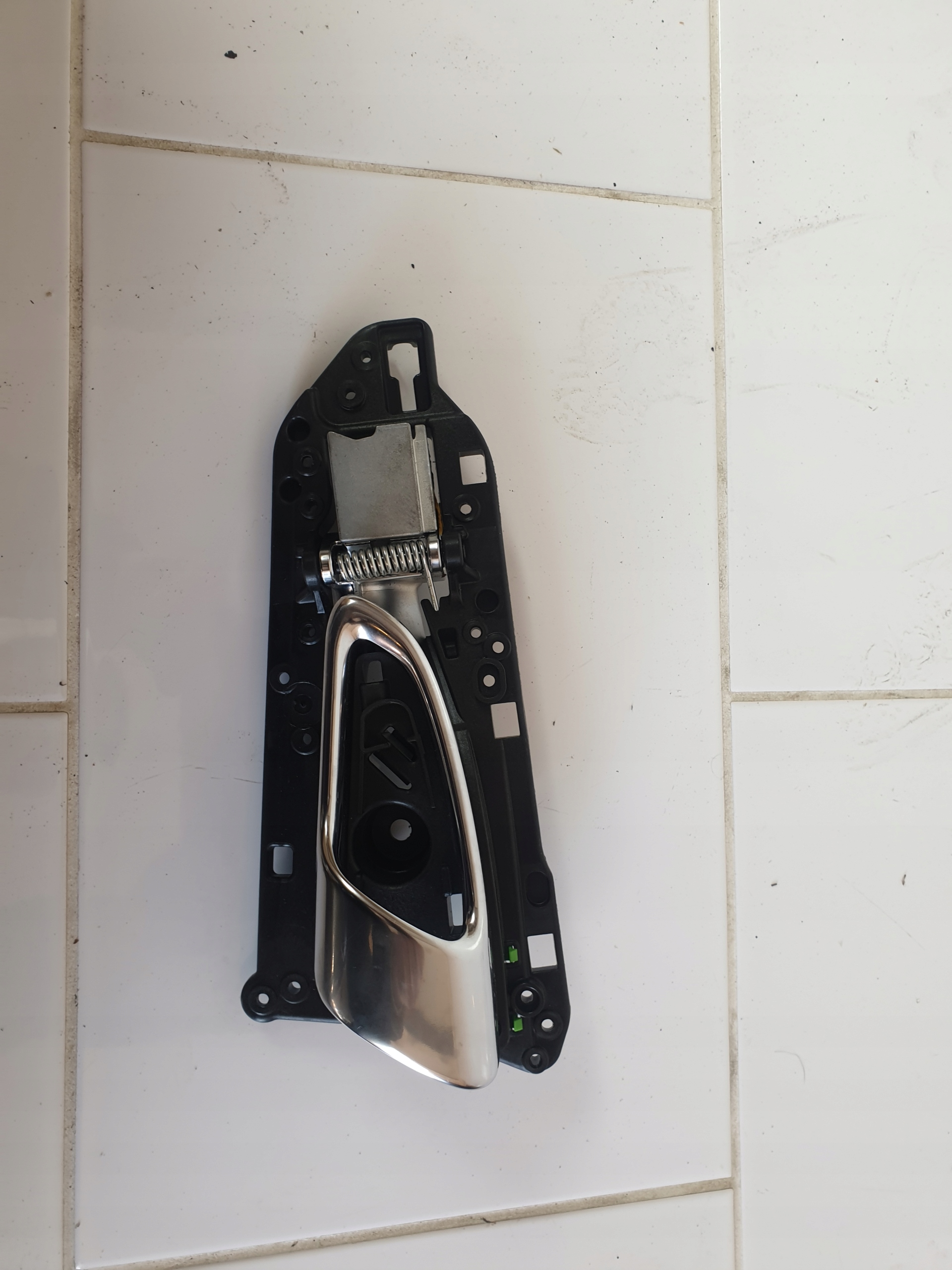 НАРУЖНАЯ РУЧКА ДВЕРИ ЛЕВАЯ PORSCHE 911 9915555210