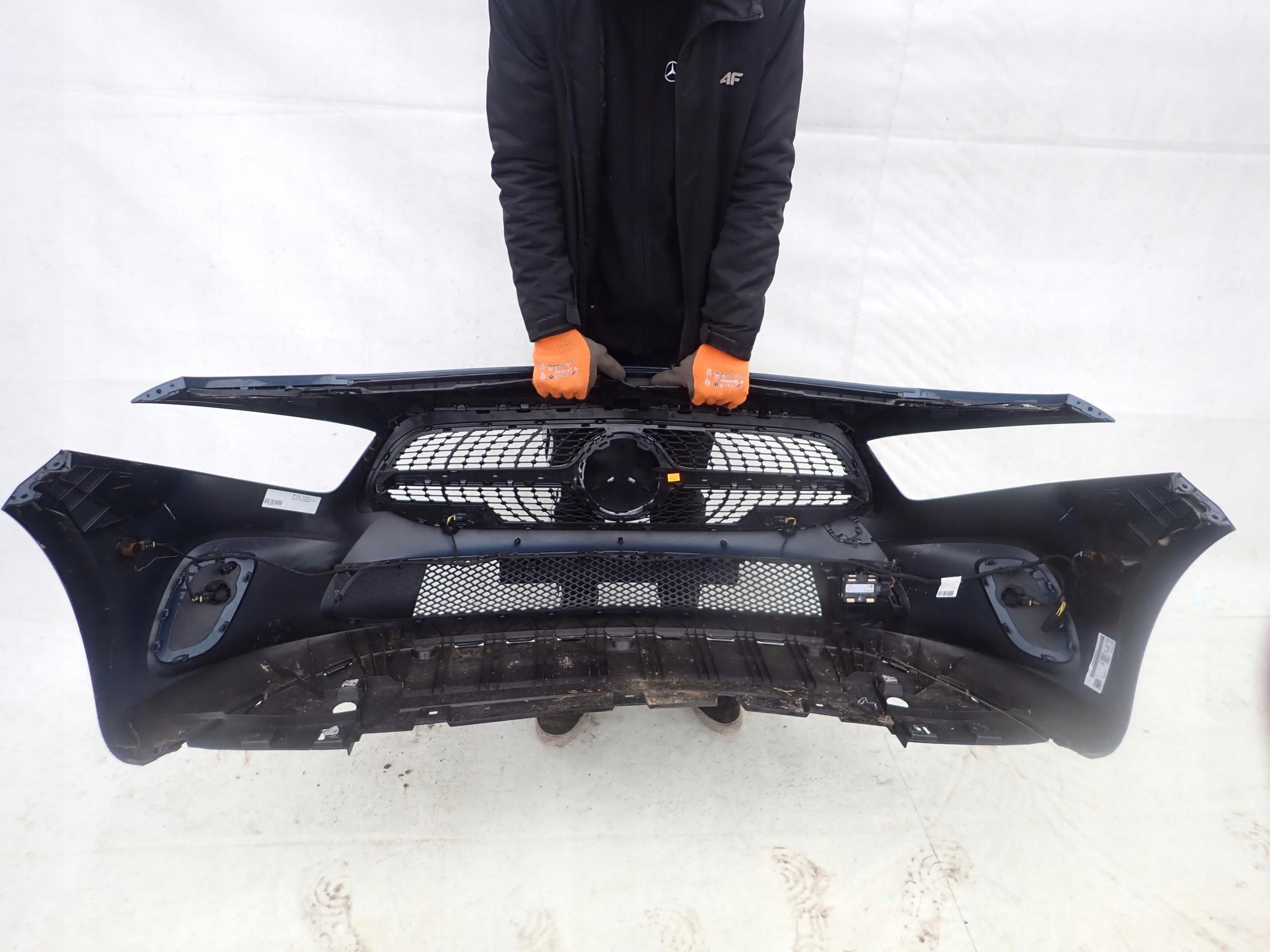 MERCEDES A-KLASA W177 18- bumper front PDC