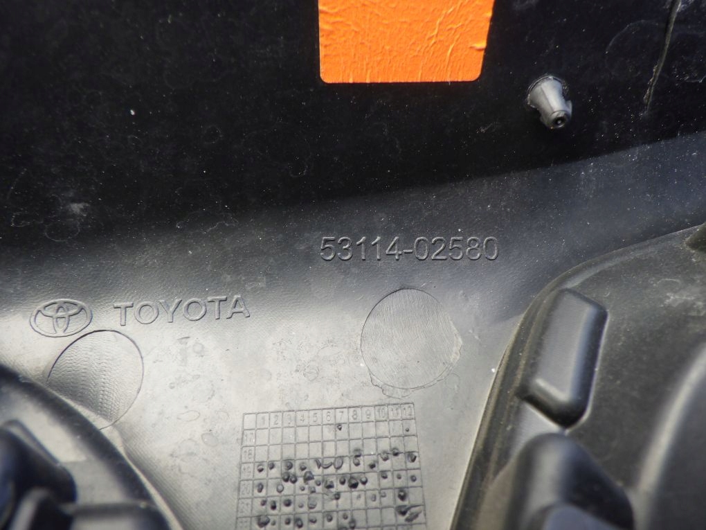 TOYOTA COROLLA E21 Berline 18- Grille