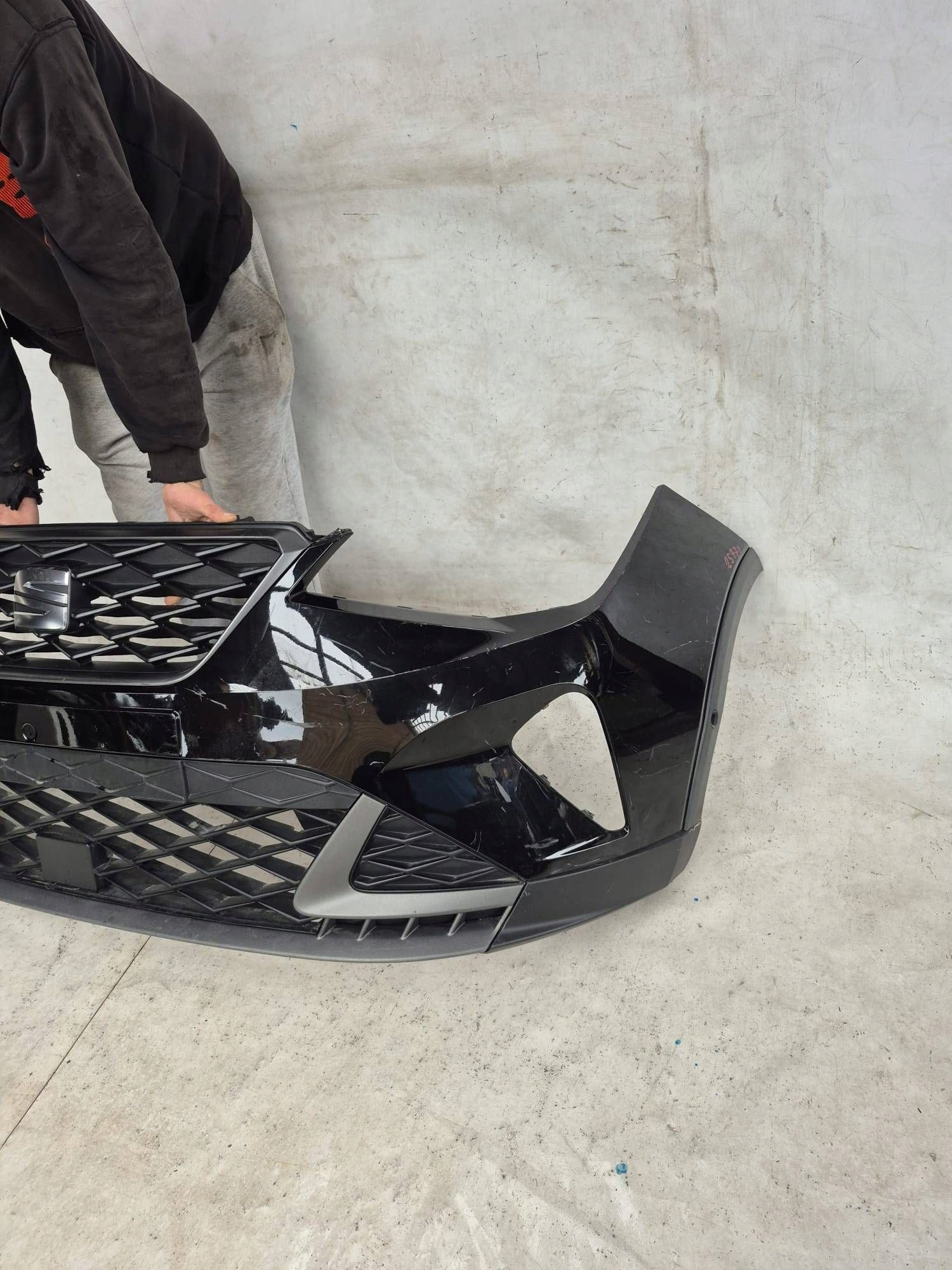 SEAT ARONA LIFT FR 21- bumper front front PDC 6F9807221E