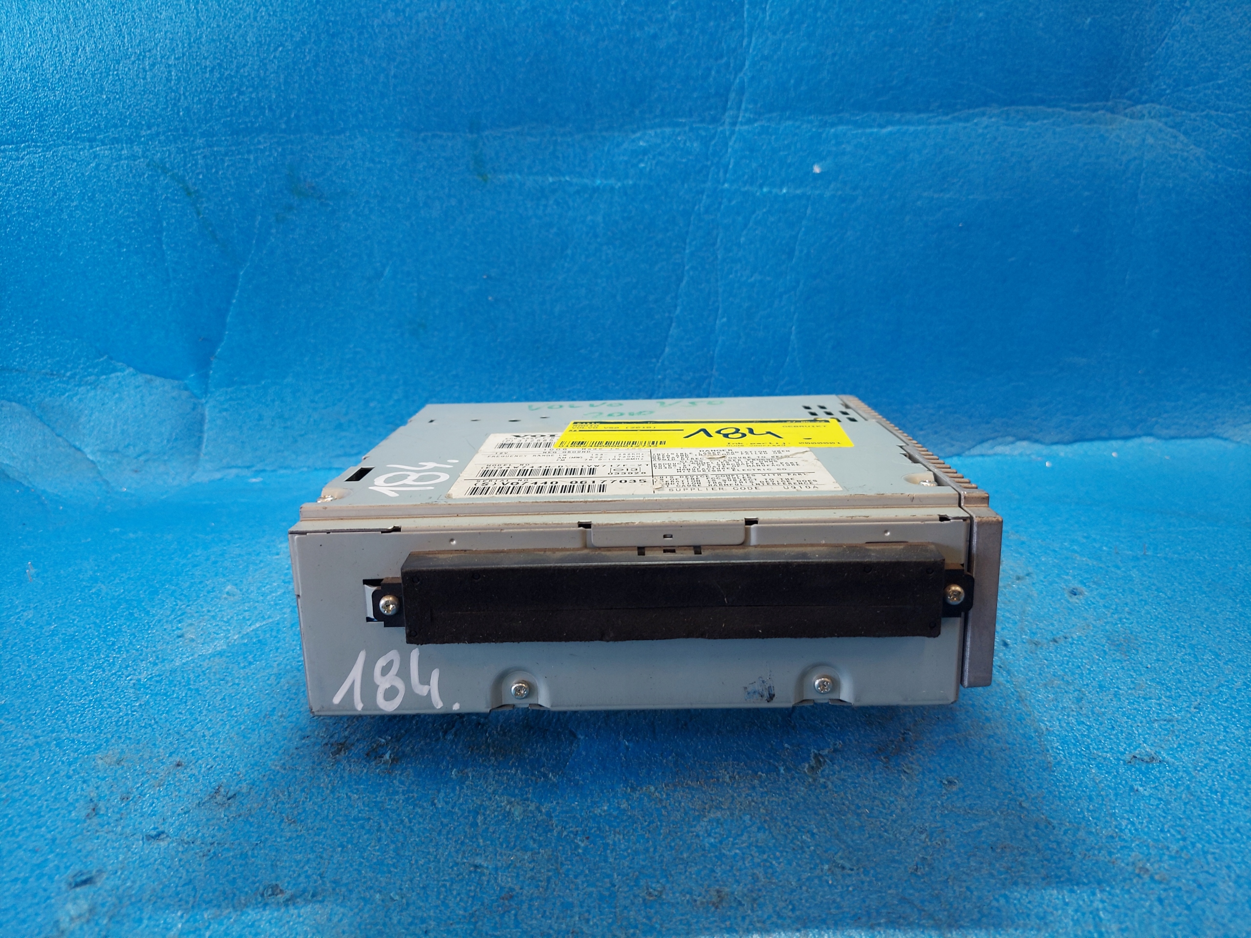 RADIO EKRAN V50 2010 R 34W744H