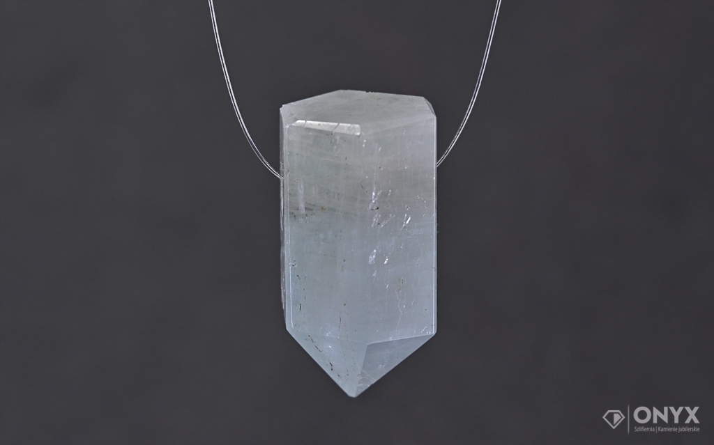 Akvamarín provrtaný fazetovaný křišťál 19,5x9,