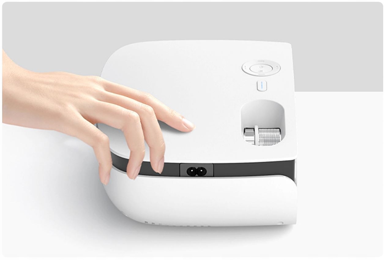 RZUTNIK PROJEKTOR OVERMAX MULTIPIC 2.5 LED HD WIFI Kolor biały