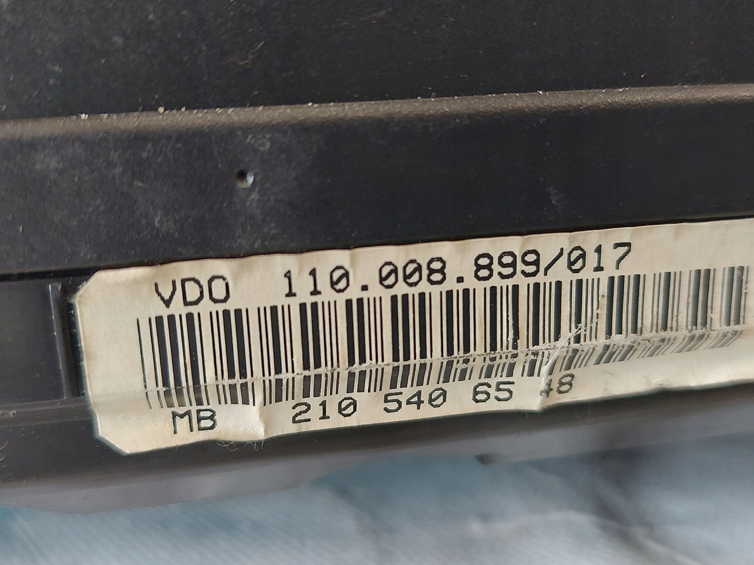 dials clock MERCEDES E KLSA W210 2.4 V6 MB2105406548