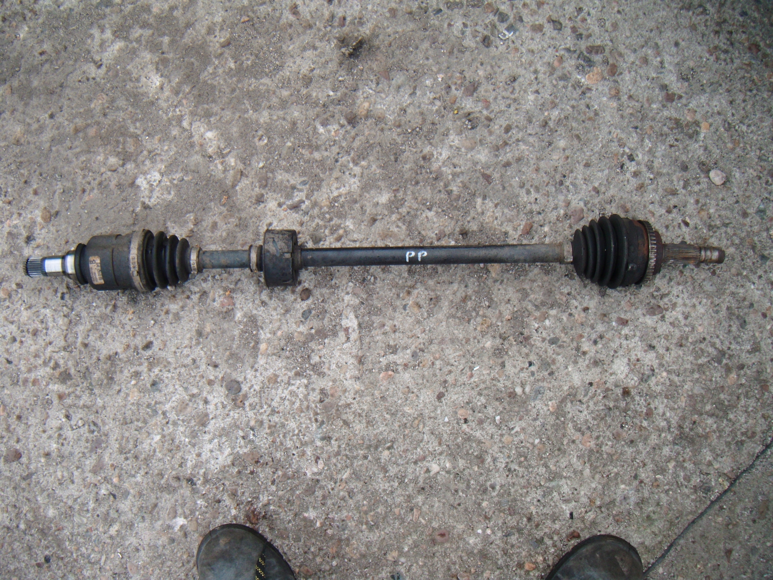 TOYOTA YARIS I 1 02-06 1.0 B PÓŁOŚ PRAWA DŁUGA