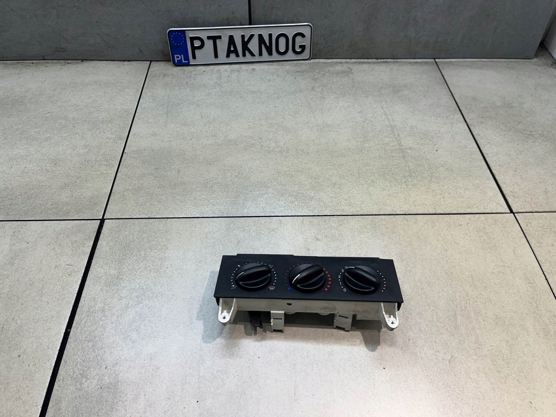 control panel air conditioning devices KANGOO 1.9 D 9041701917