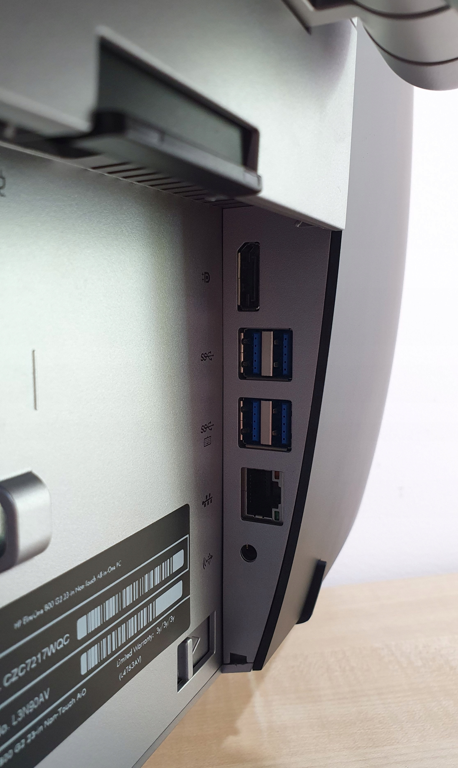 AIO 23" PC ALL-IN-ONE HP 800 G2 Core i5 6gen 8/240GB Kamera Win10 wi-fi Marka HP