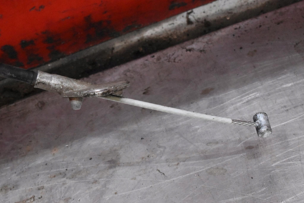 axis rear part rear sider SUZUKI IGNIS 3 III 1.2 DUALJET 90 KM 16-21