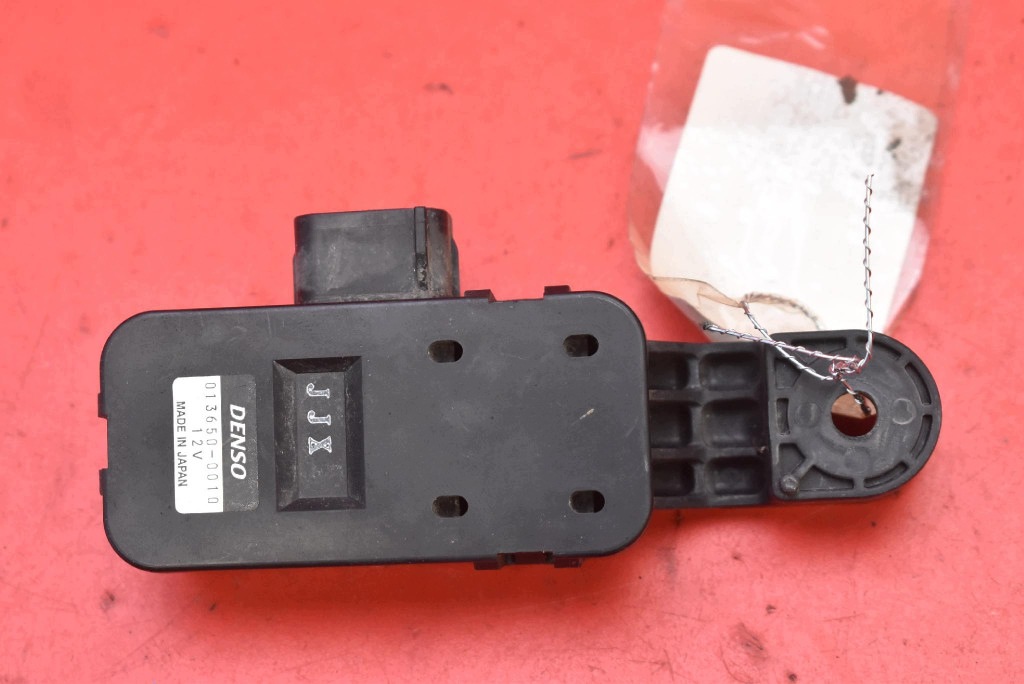 Sensor JAKOSCI luft 013650-0010 LEXUS LS 4 IV LS600H 06-09
