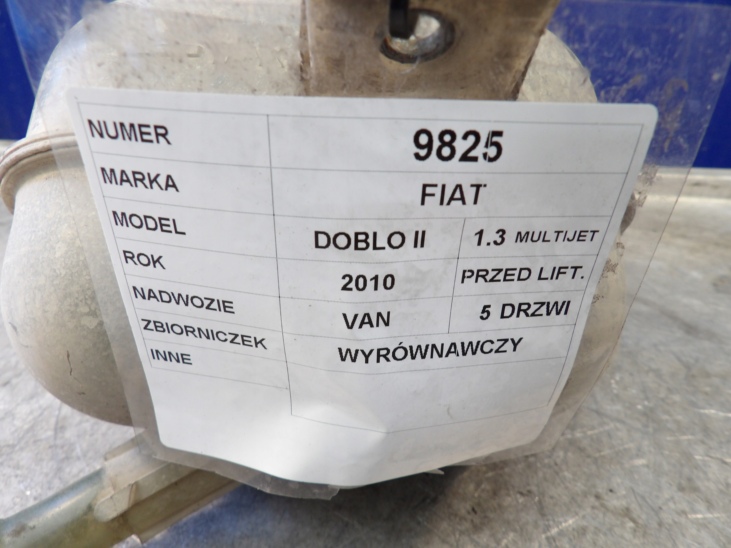 Fiat Doblo II Scheibenwaschbehälter 1,3MJ