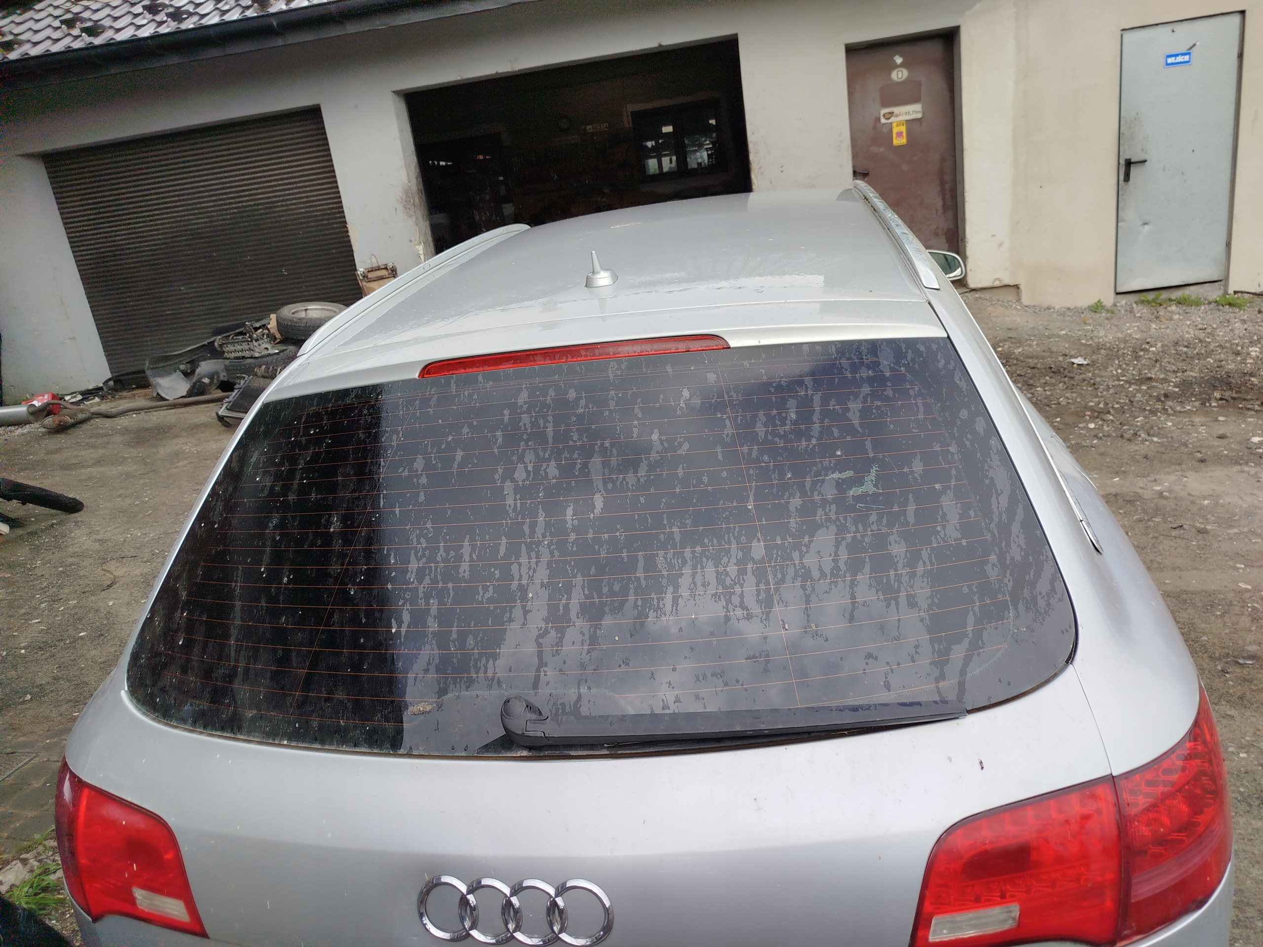 СКЛО КРИШКИ ЗАД. AUDI A6 C5 УНІВЕРСАЛ