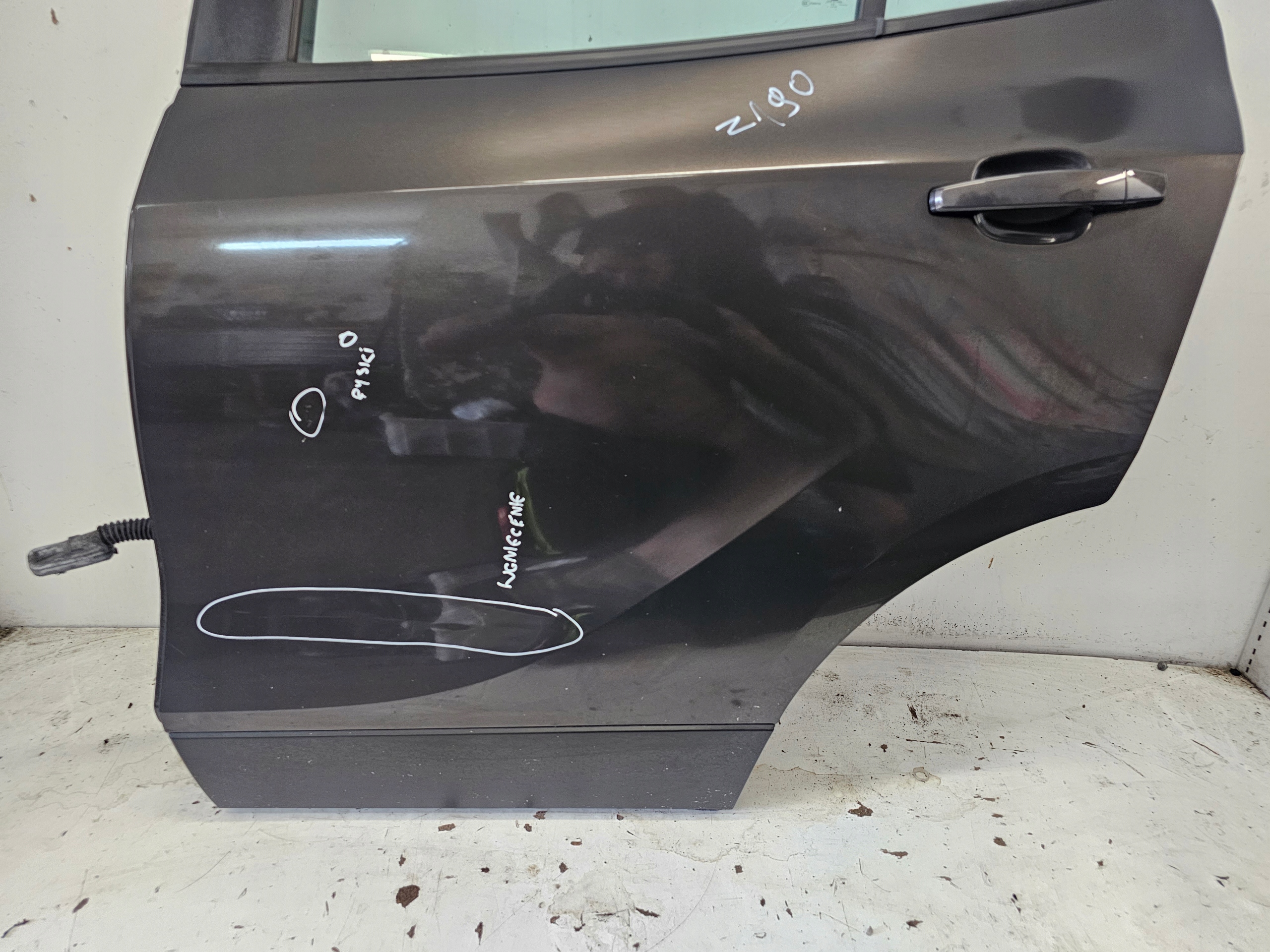 OPEL MOKKA door left rear part left rear. Z190